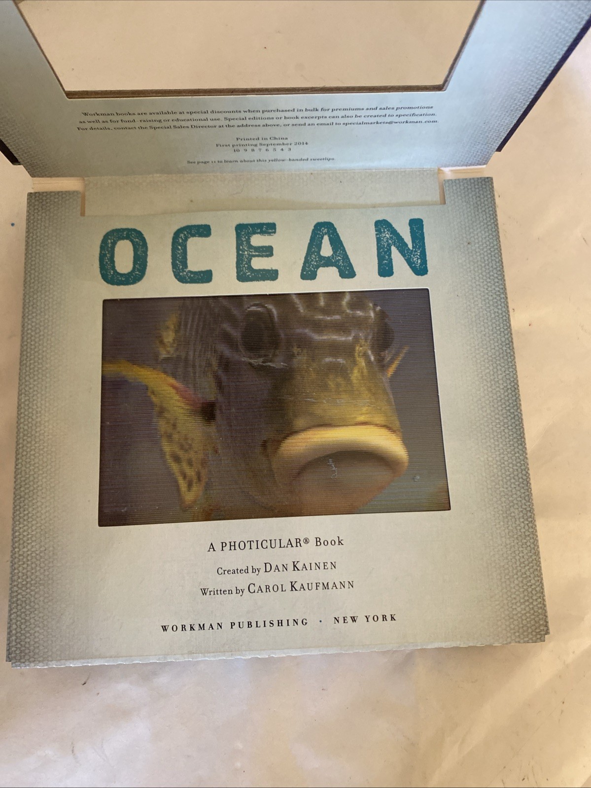 Ocean : A Photicular Book by Carol Kaufmann and Dan Kainen (2014, Hardcover)