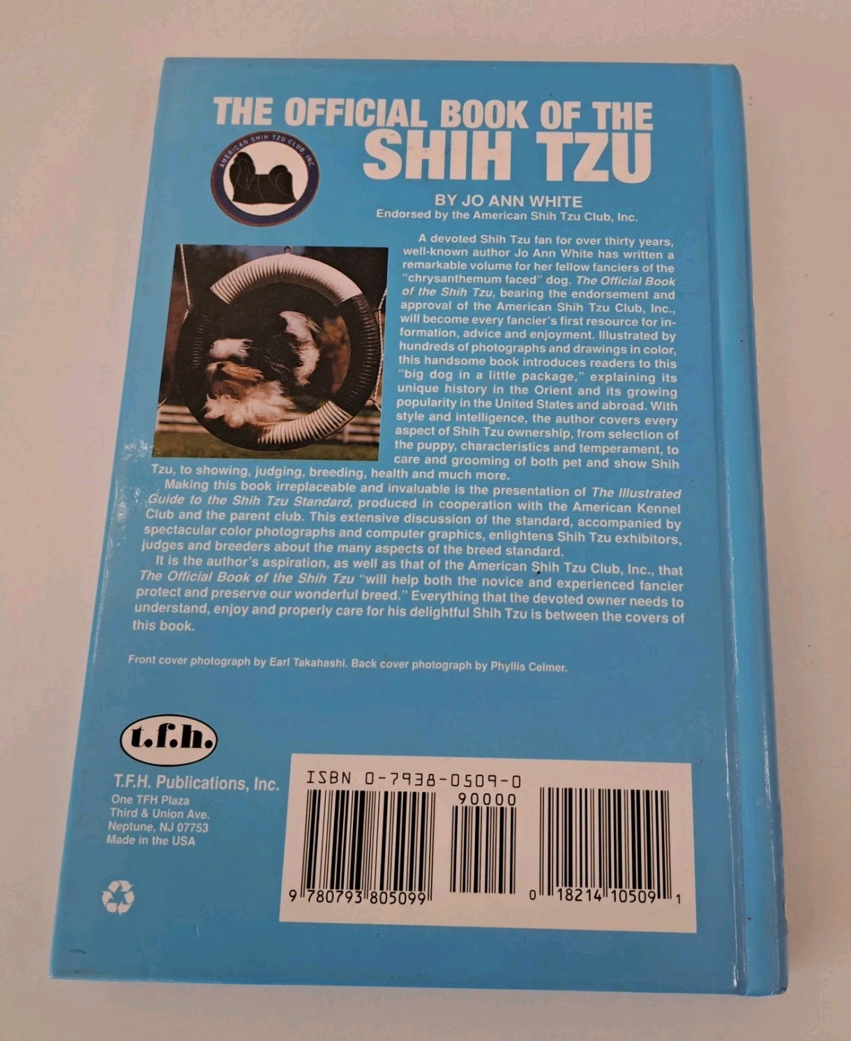 The Official Book of the Shih Tzu by Jo Ann White Vintage 90s 1997