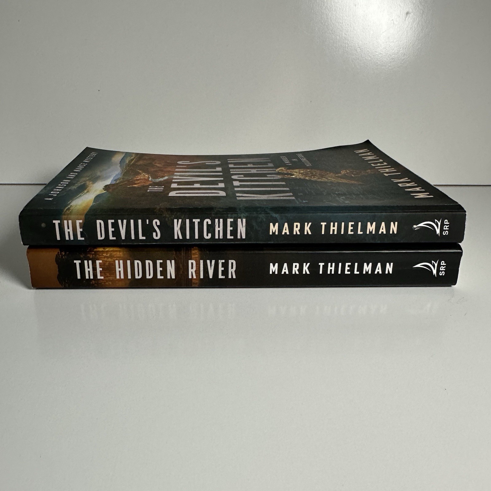 Johnson and Nance Mystery Mark Thielman 2 Book Lot Yellowstone Everglades #1 #2