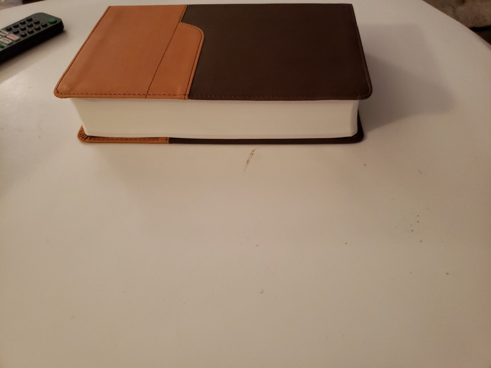 NIV Holy Bible Large Print Chocolate / Amber Duo Tone Brown Leather Cover Church