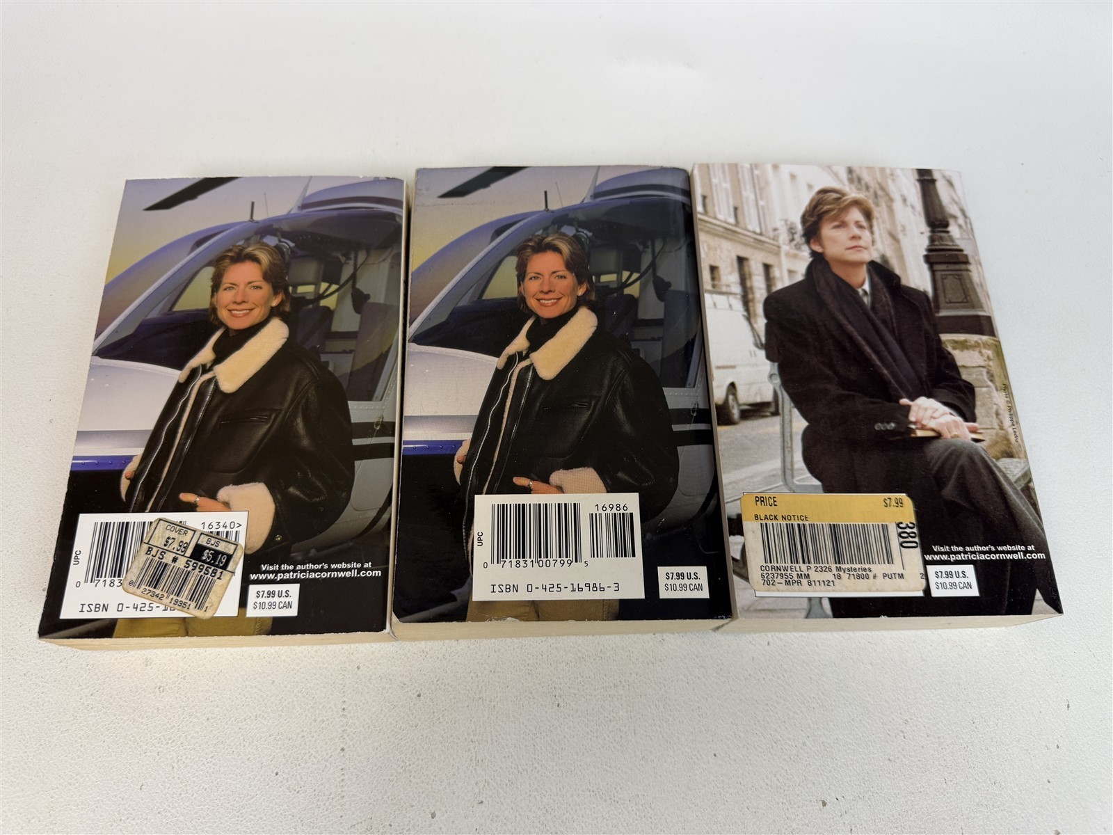 Patricia Cornwell Lot 20 Kay Scarpetta Mystery Paperbacks Postmortem / Autopsy