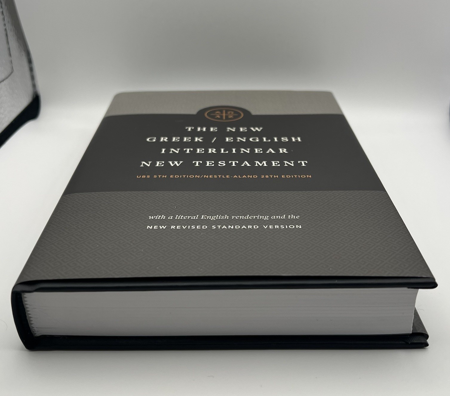 The New Greek/English Interlinear New Testament – NRSV Hardcover Bible Study