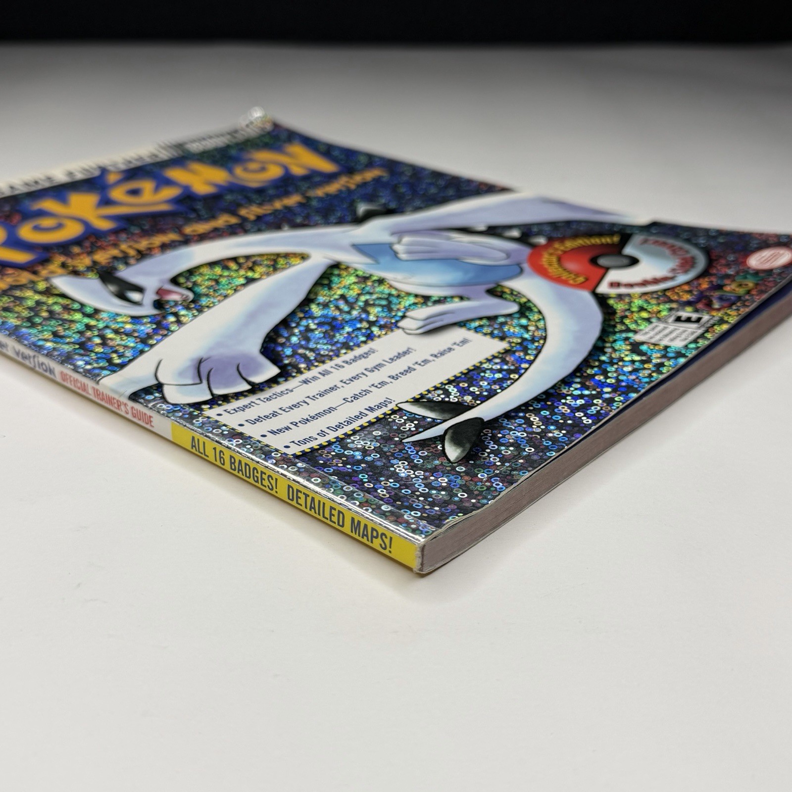 2000 Pokemon Gold and Silver Version Strategy Guide BradyGames Holographic Cover