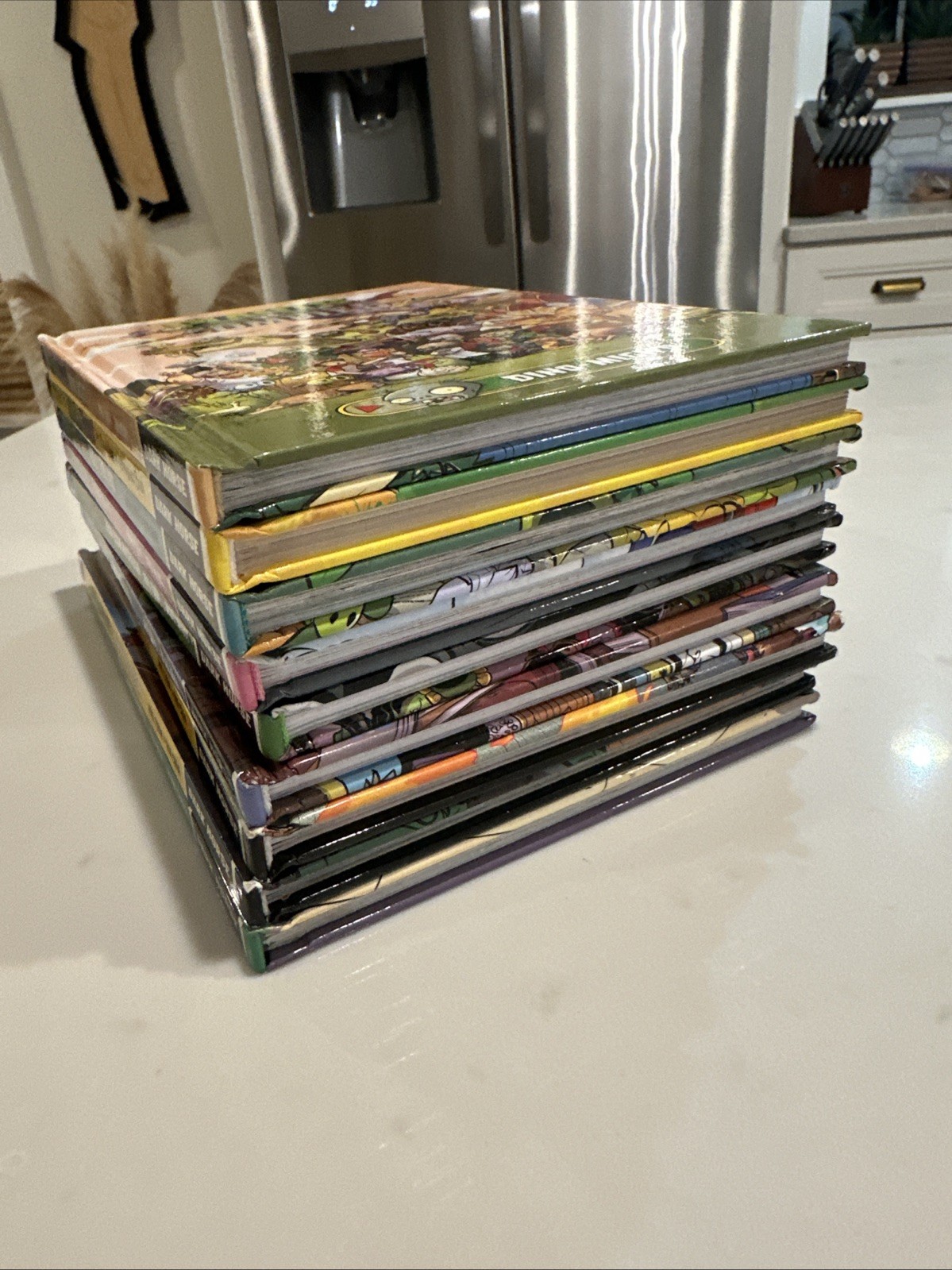 Lot of 9 Plant vs. Zombies Books Dark Horse Comics Hardcover PB HC Graphic Novel