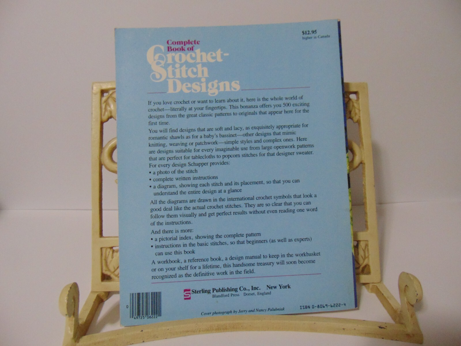 Vintage Complete Book of Crochet-Stitch Designs by Linda Schapper 1985