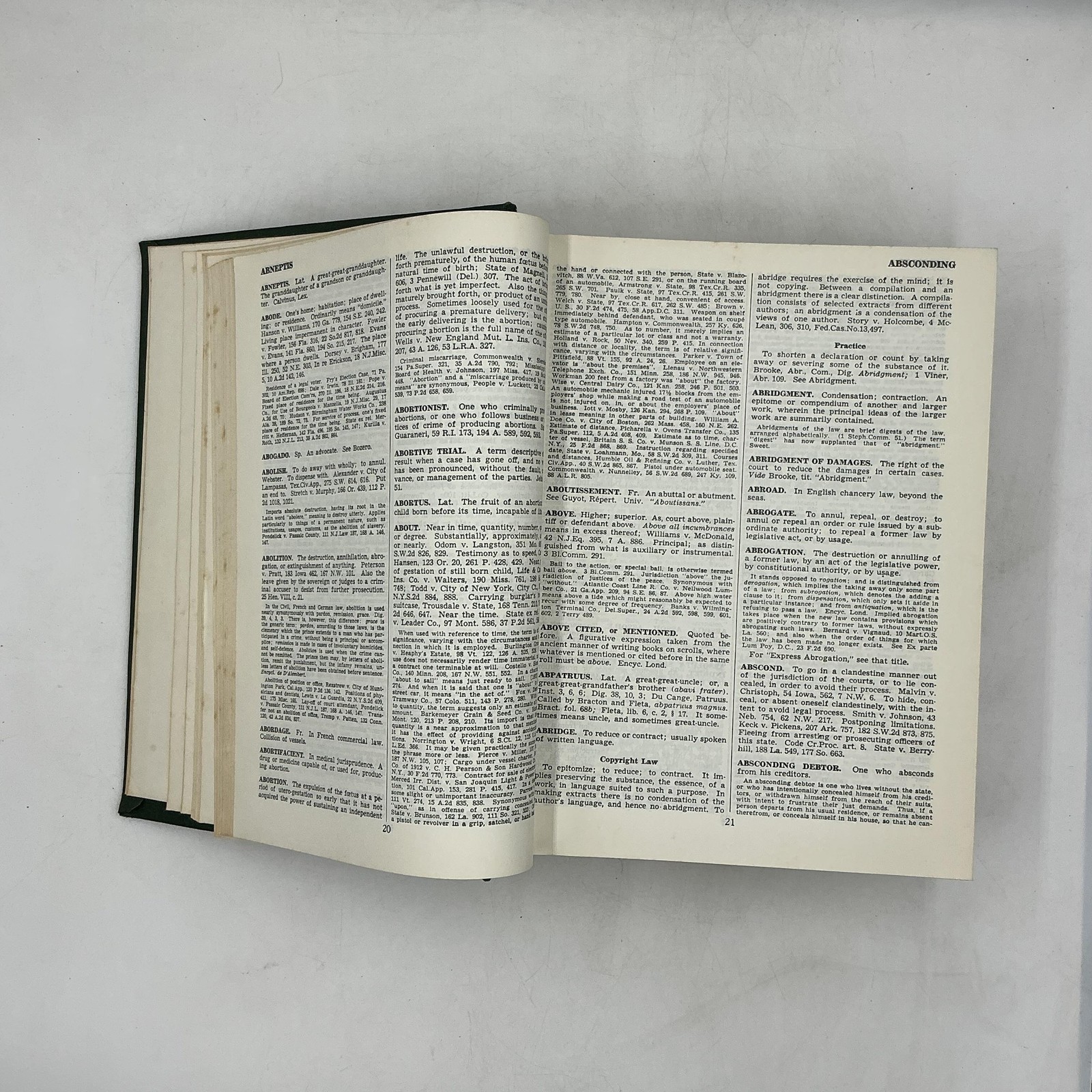 Vintage Black’s Law Dictionary With Pronunciations 4th Ed Green HC 1972 USA