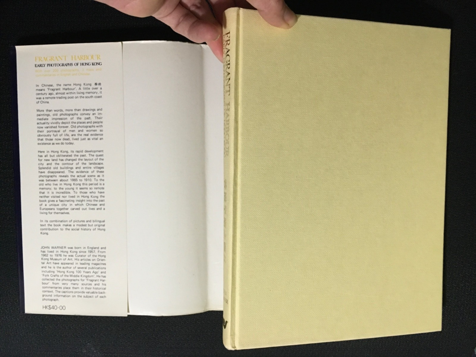 FRAGRANT HARBOUR Early Photographs of HONG KONG John Warner 1976 1st Ed Chinese+