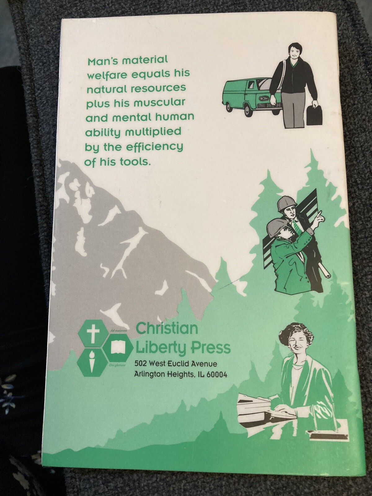 How We Live: Economic Wisdom Simplified by Fred. G. Clark/Richard Rimanoczy
