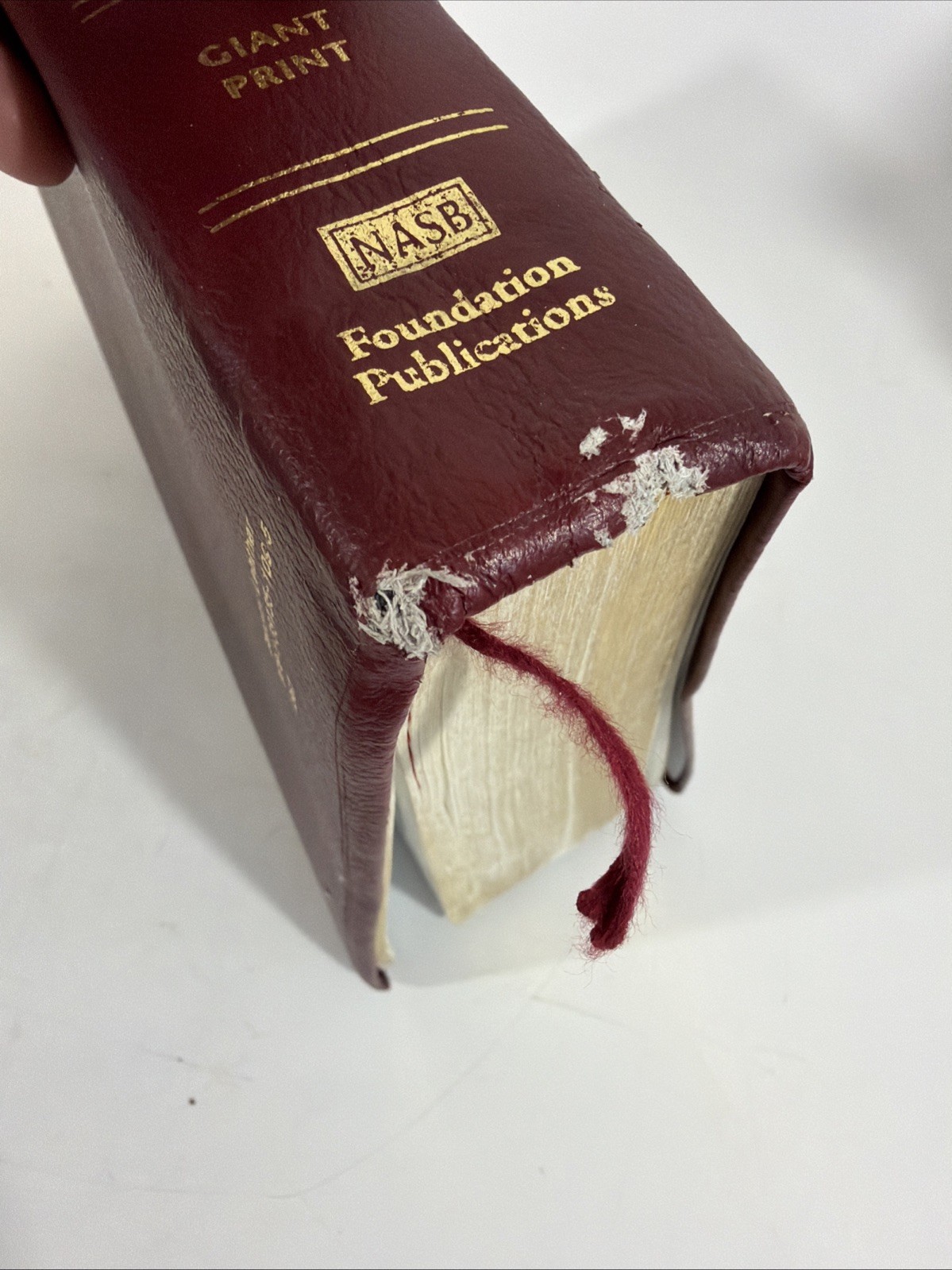 NASB Holy Bible Giant Print Burgundy Leathertex 2002 Foundation Publications