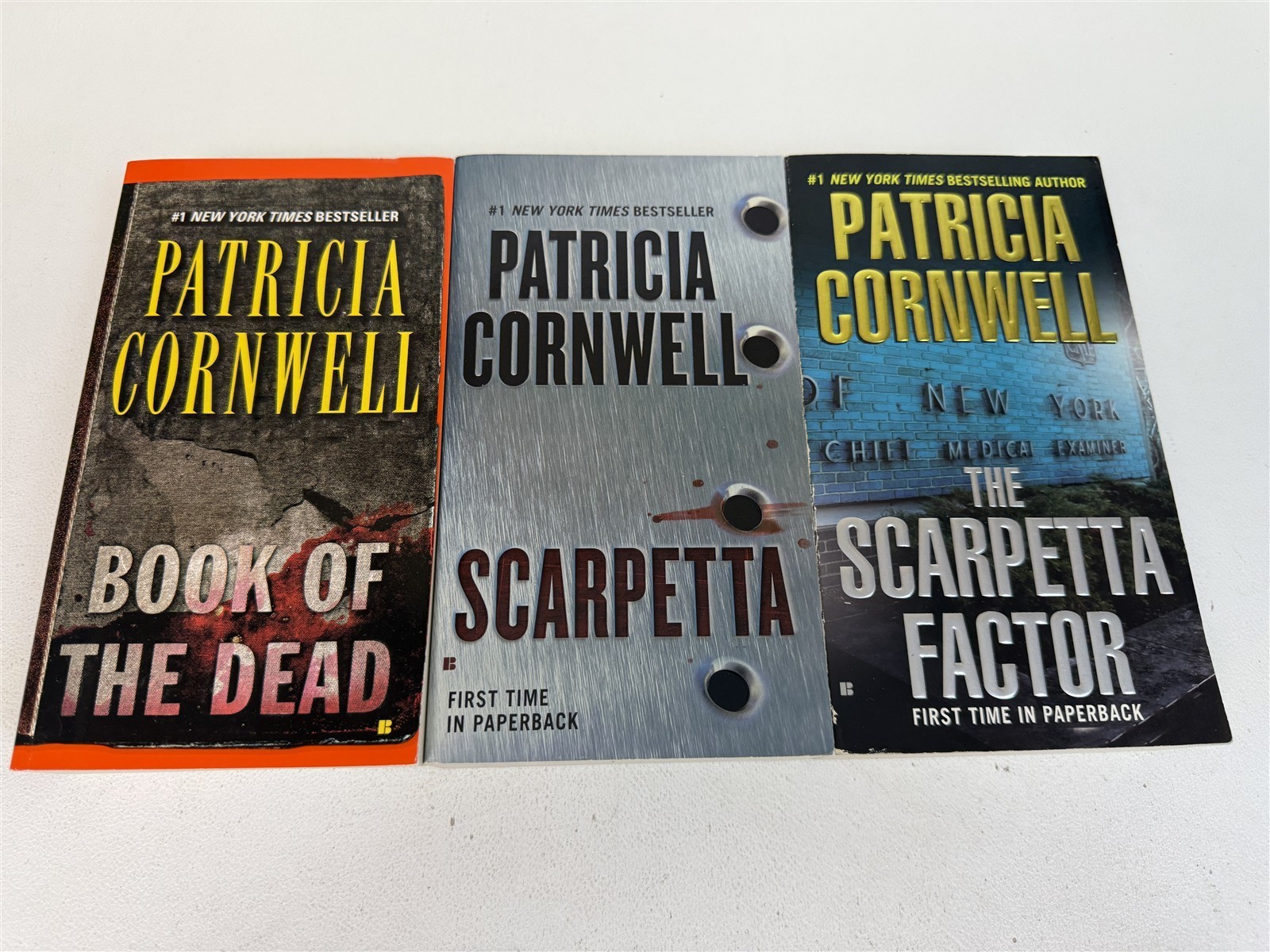 Patricia Cornwell Lot 20 Kay Scarpetta Mystery Paperbacks Postmortem / Autopsy