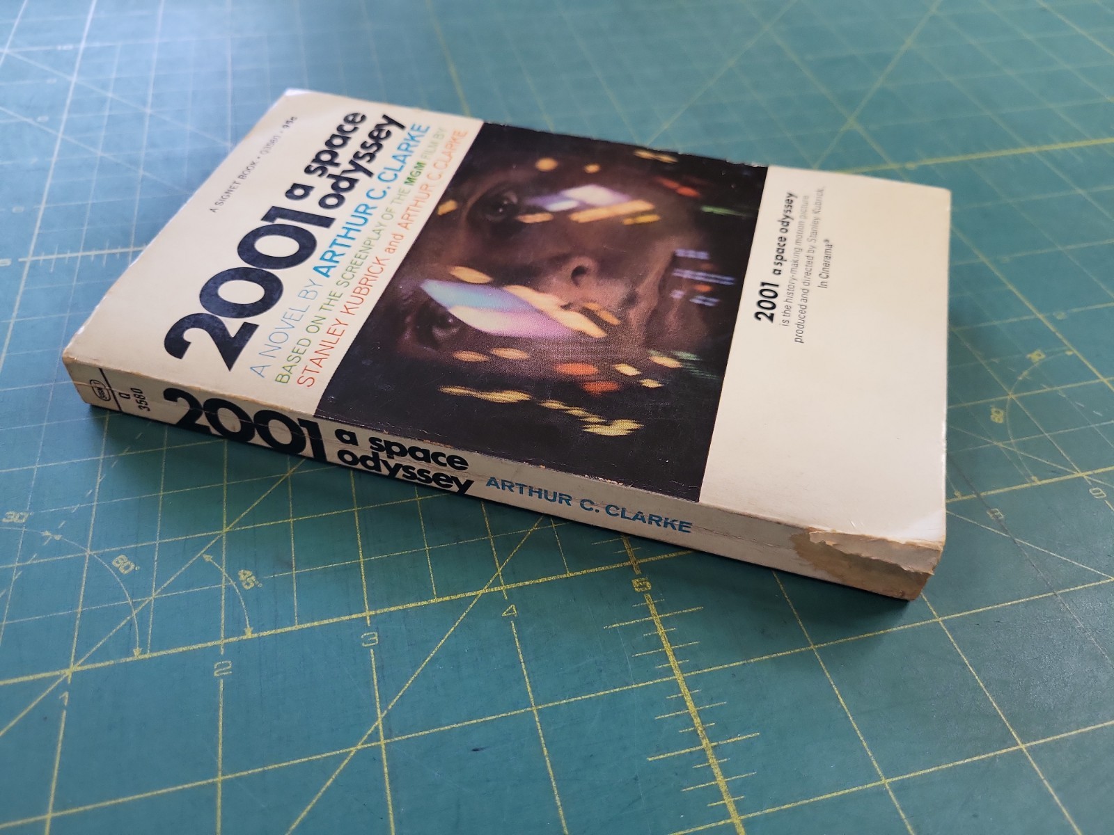 2001: A Space Odyssey by Arthur C. Clarke Paperback Signet 1968 Movie Tie In