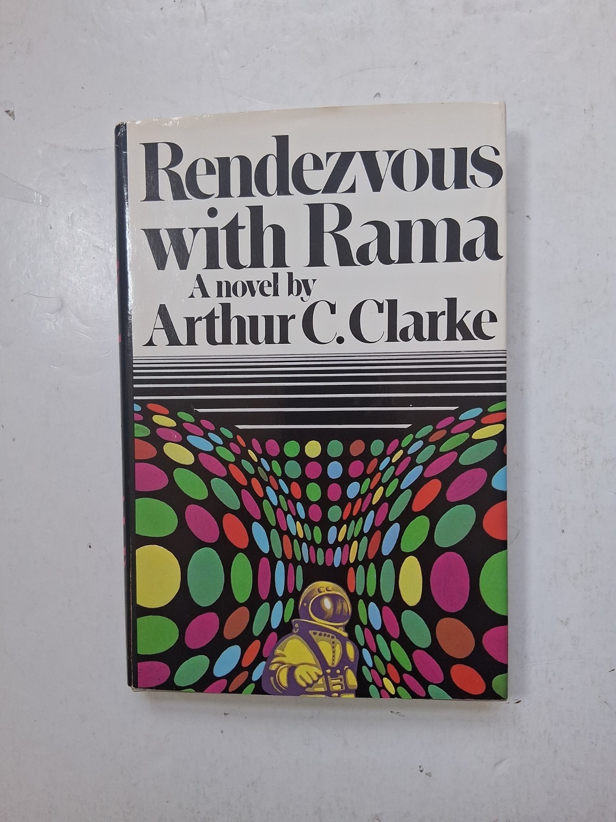 Hardback Book Arthur C. Clarke Rendezvous with Rama VG