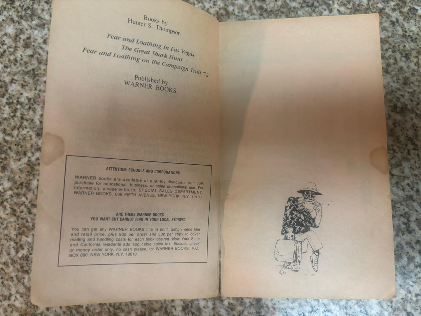 Fear & Loathing in Las Vegas Hunter S Thompson 1st Warner Printing Paperback1982