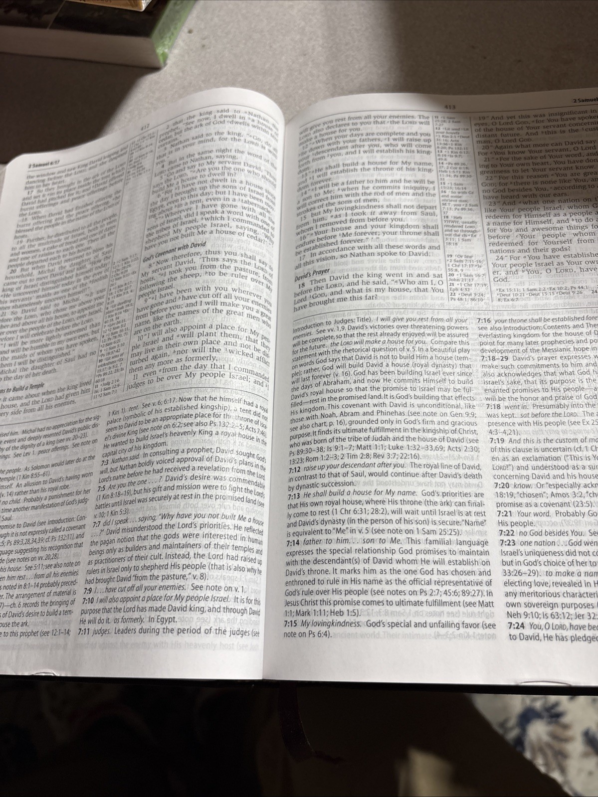 NASB ZONDERVAN STUDY BIBLE By Kenneth L. Barker & Donald W. Burdick *Excellent*