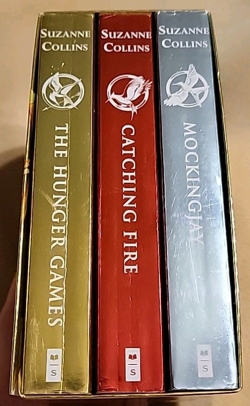 The Hunger Games Foil Edition Box Set Catching Fire Mockingjay Suzanne Collins