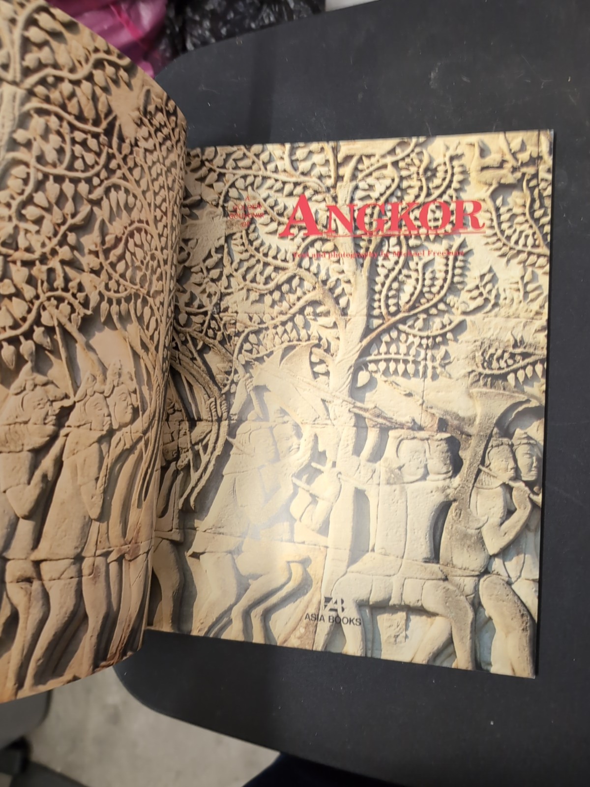 A Golden Souvenir of ANGKOR By Michael Freeman TPB 1992 Printing Booklet Book