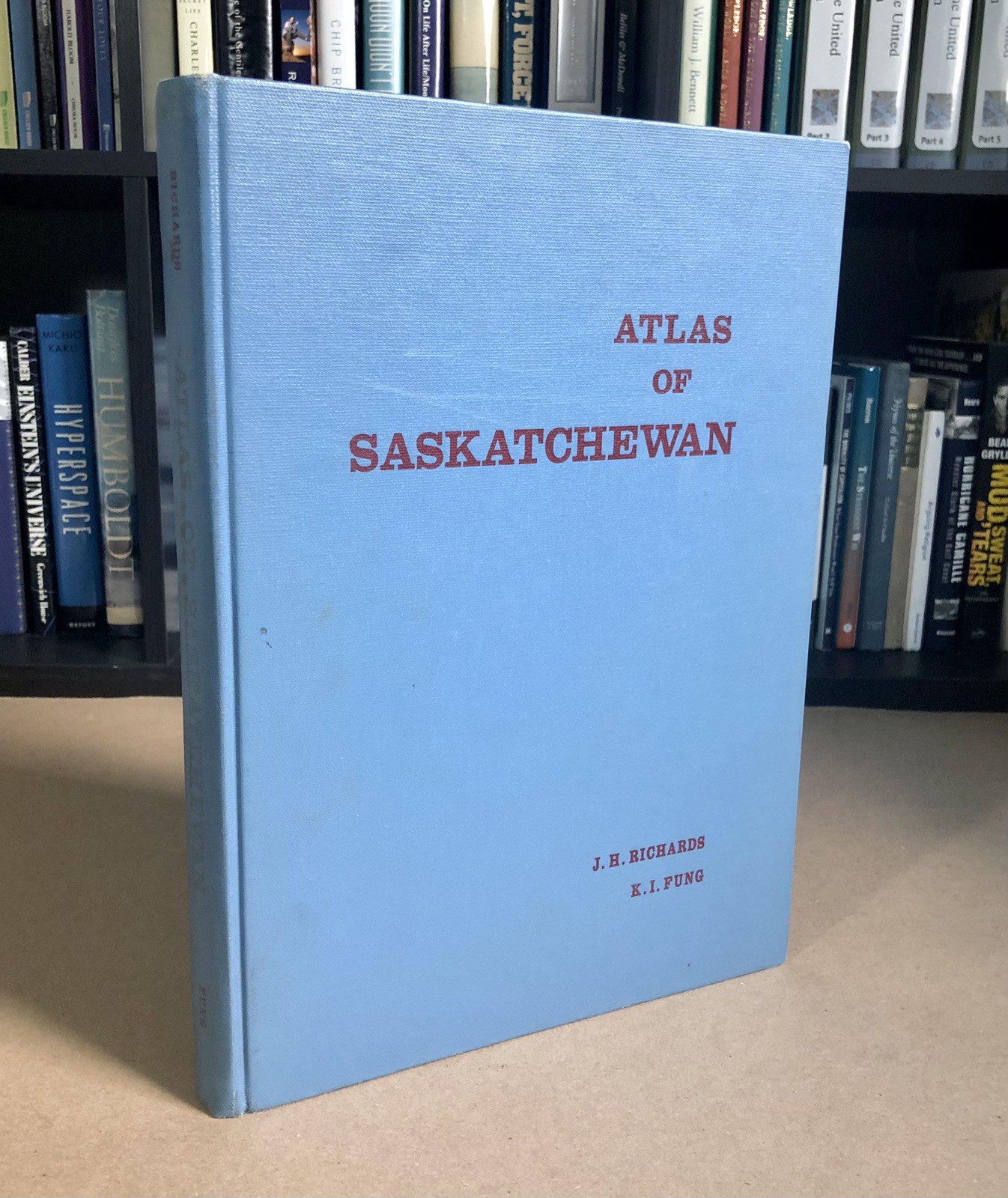 Atlas of Saskatchewan, 1969 Vintage Hardcover (10” x 13.5″) VG!