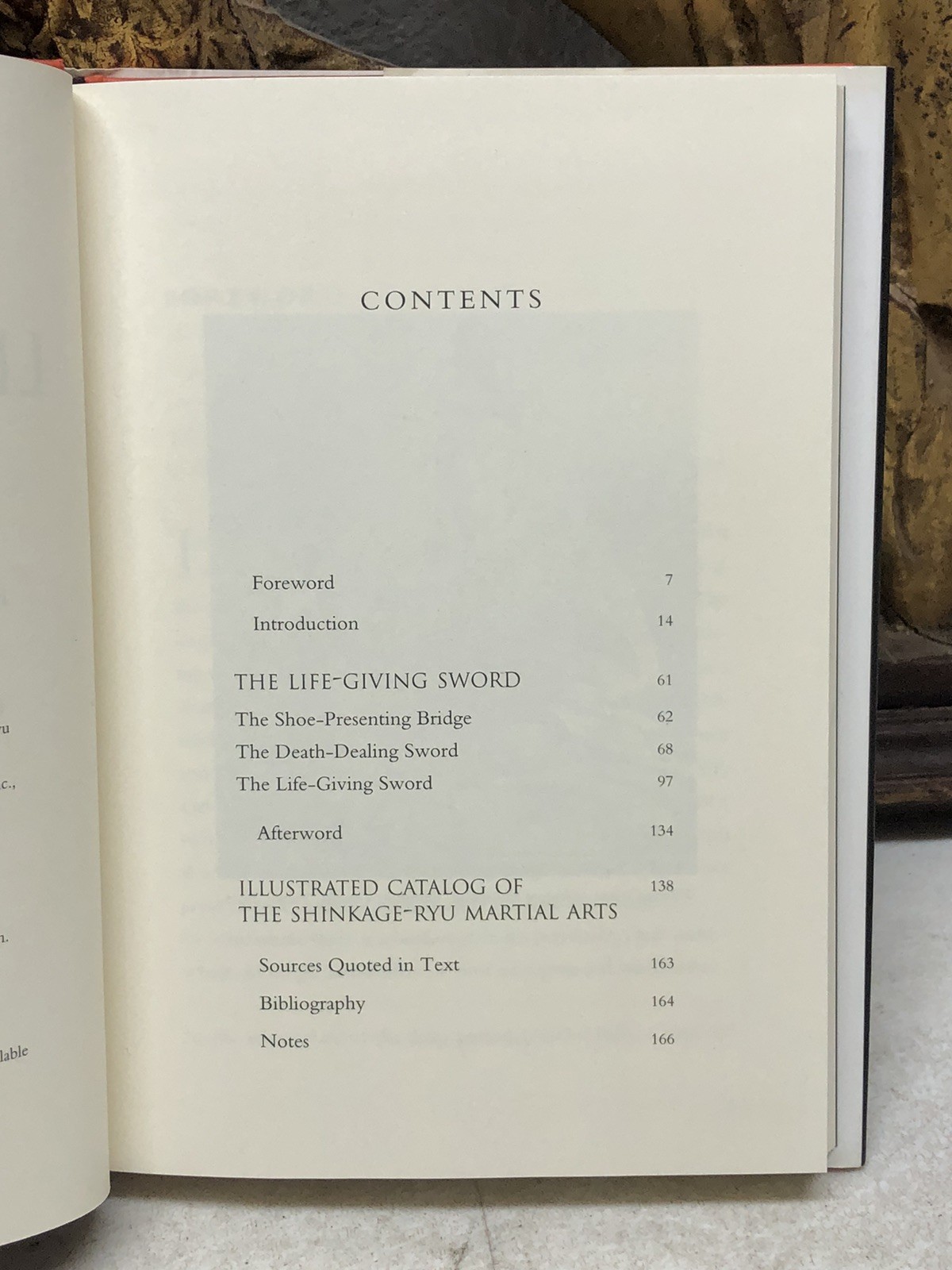 Life-Giving Sword : The Secret Teachings from the House of the Shogun by…