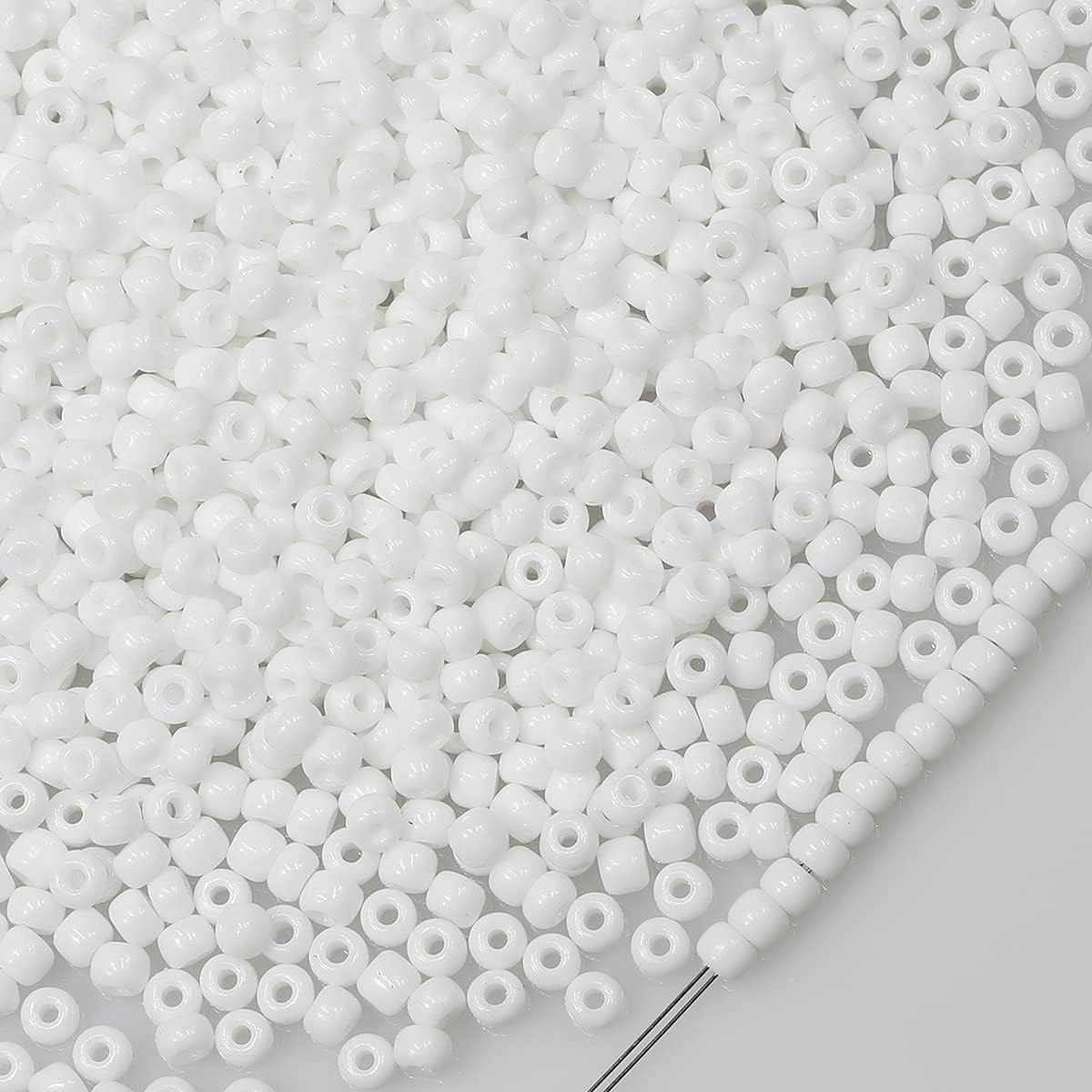 White Color 3mm Seed Beads About 3600pcs/100Grams in Bag, 8/0 Glass Craft Beads