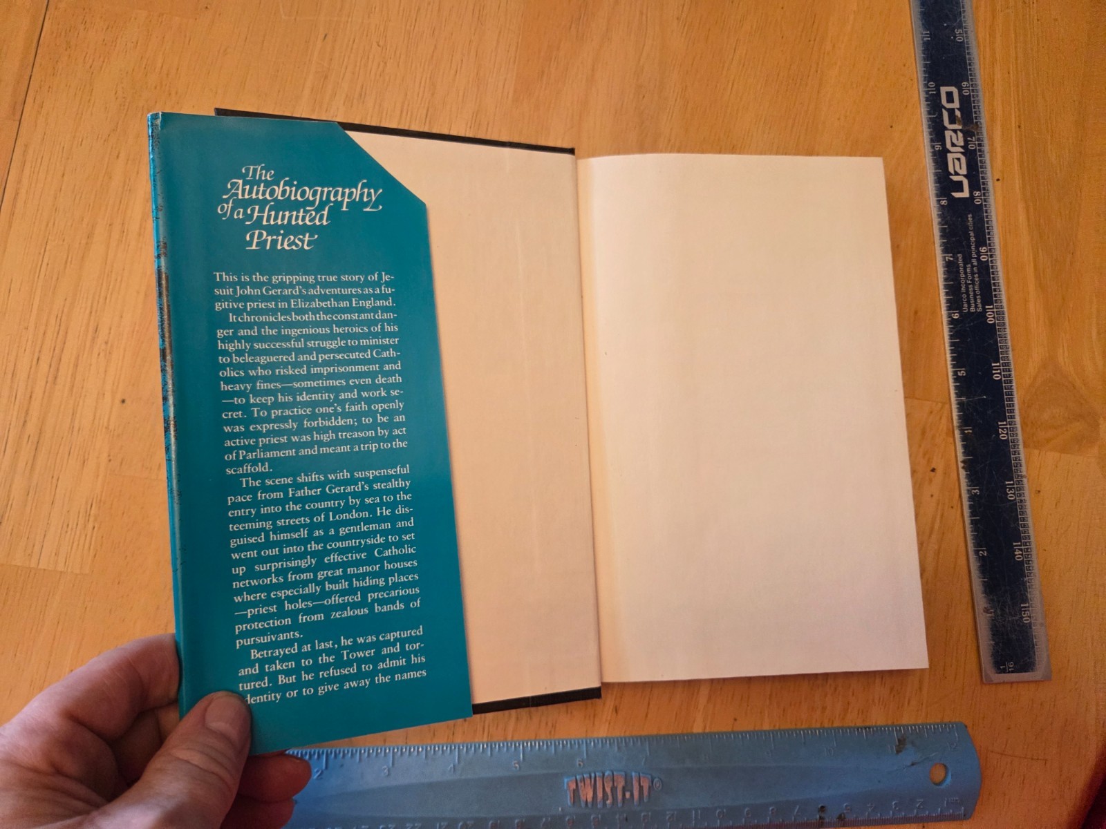 Autobiography of a Hunted Priest by John Gerard (1988, Hardcover)