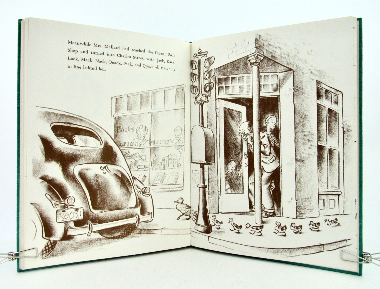 MAKE WAY FOR DUCKLINGS Robert McCloskey 1961 HBDJ 19th Printing Caldecott VGC