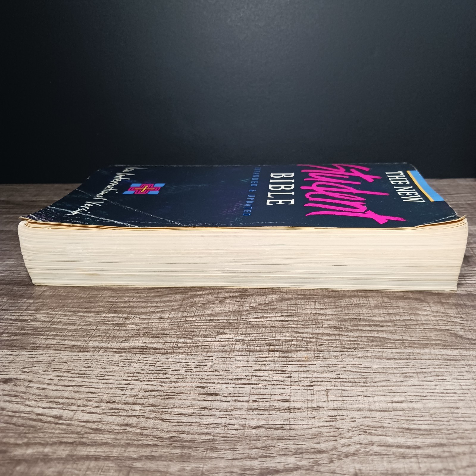 The New Student Bible International Version Expanded Updated Zondervan Paperback