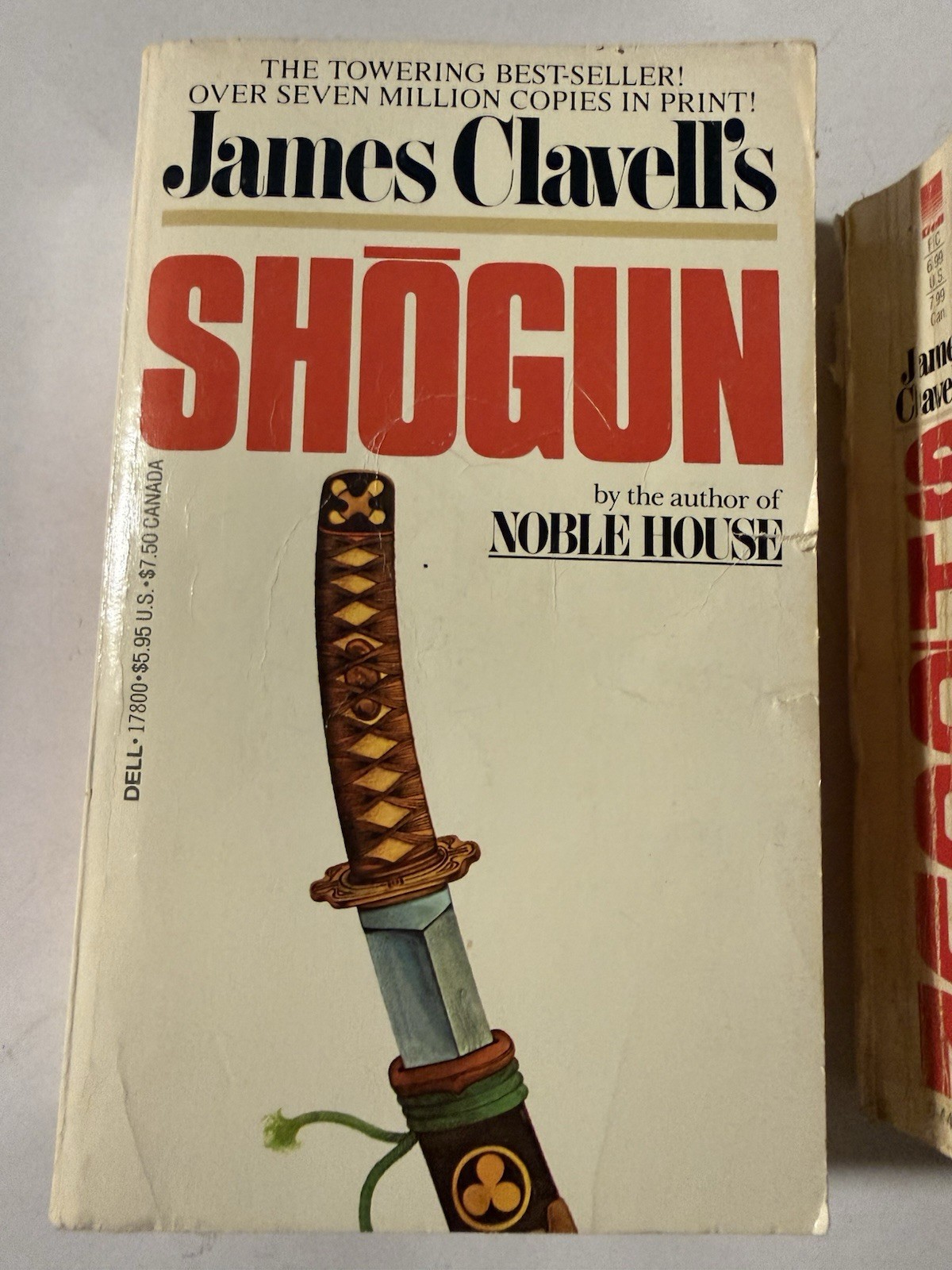 James Clavell’s Shogun Paperback Books Lot Of 2