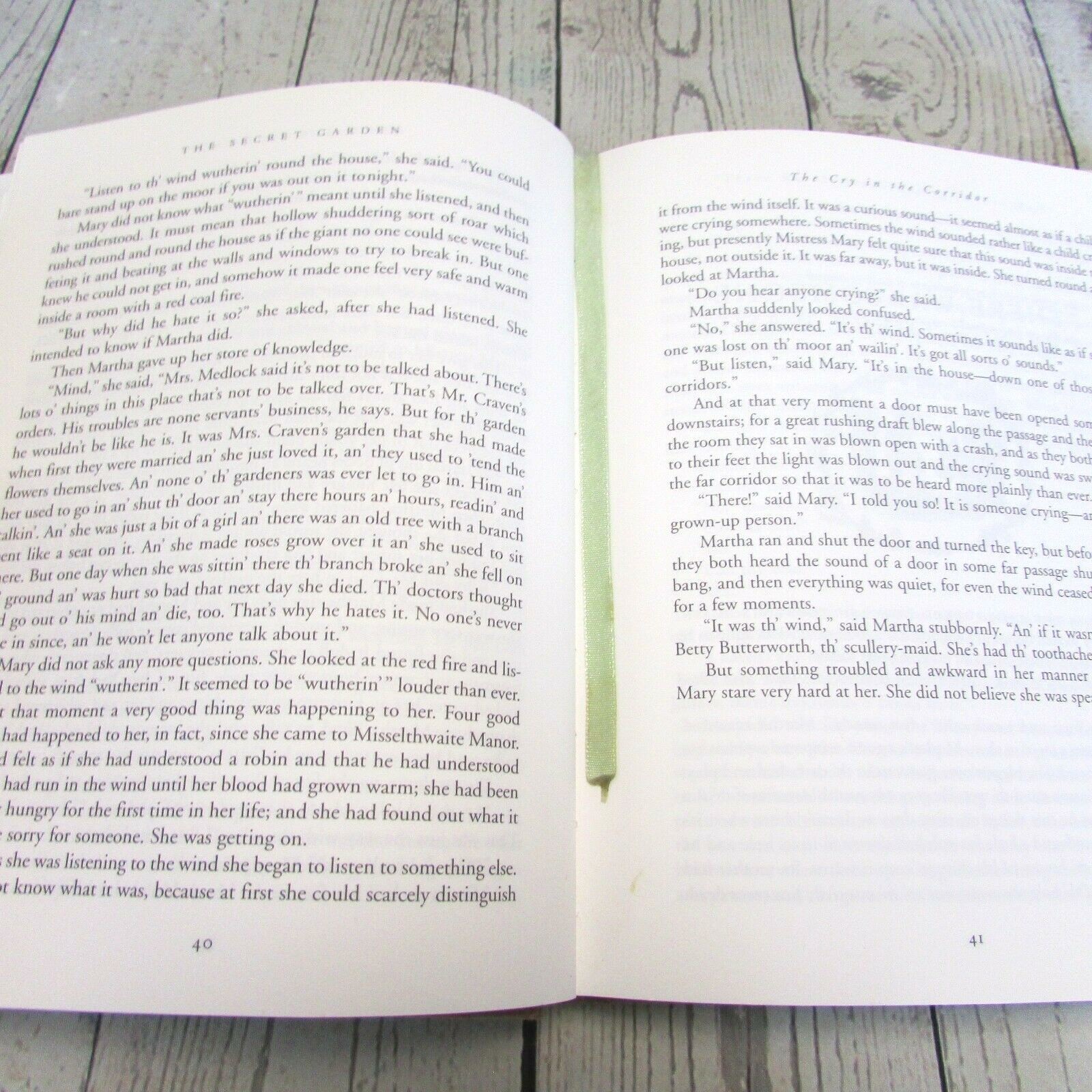 THE SECRET GARDEN Frances Hodgson Burnett Hardcover Dust Jacket Unabridged