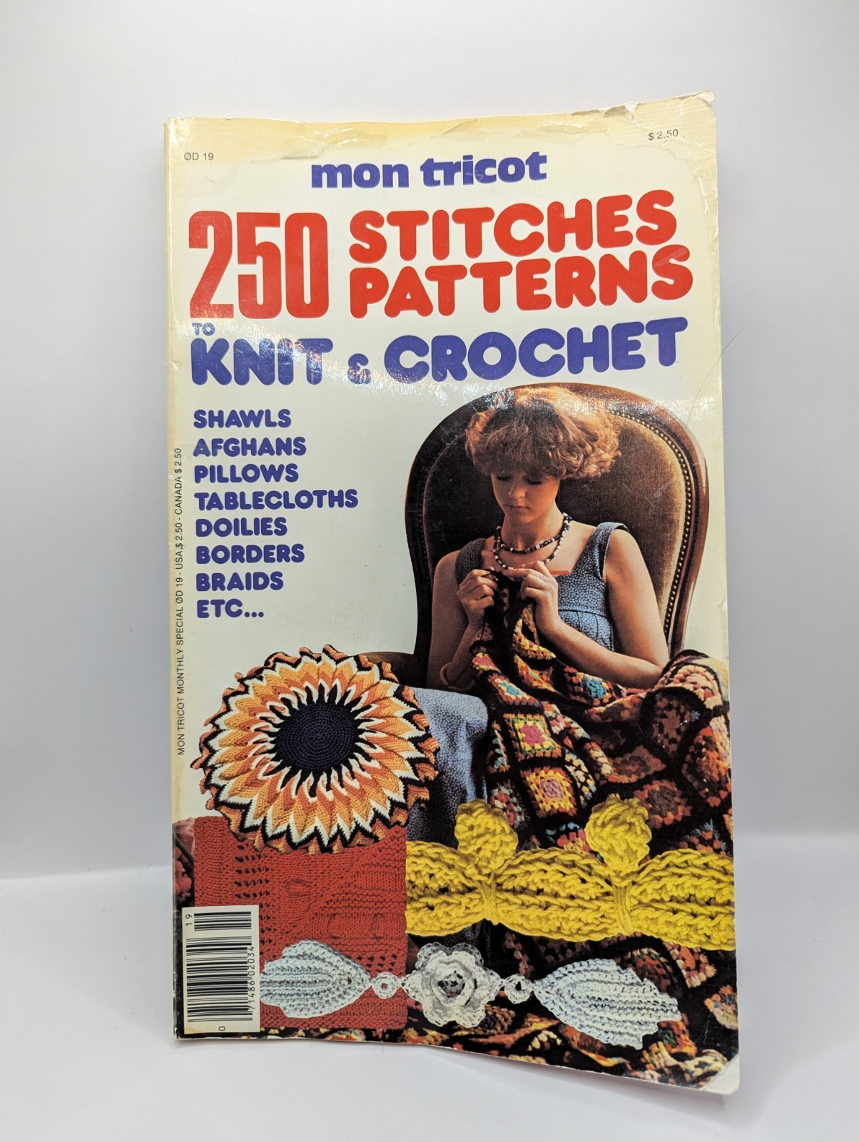 Vintage 1972 Mon Tricot 250 Stitches Patterns to Knit & Crochet Book 131 Pages