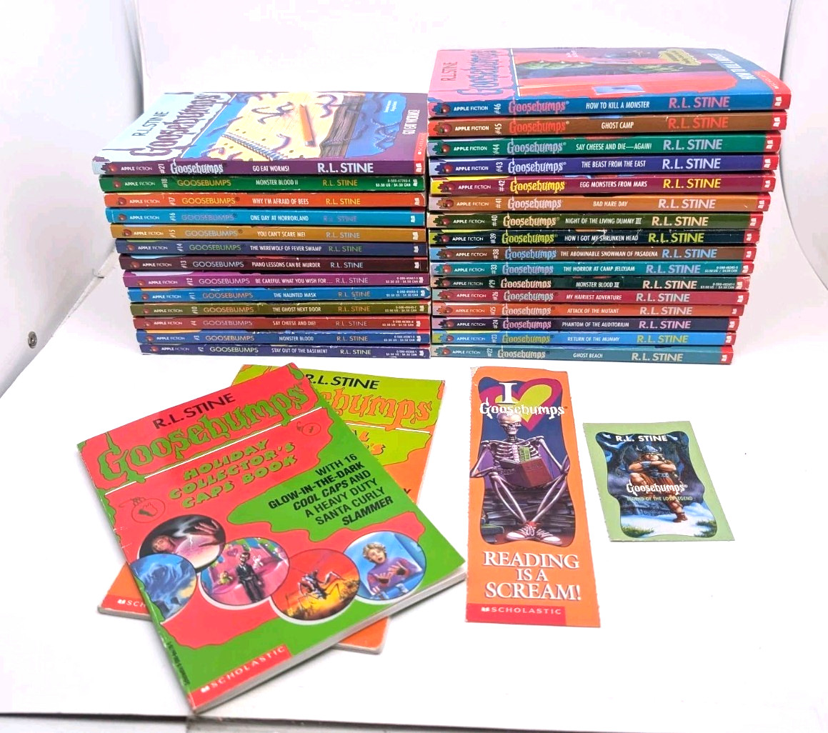 LOT OF 30: Vintage 90s RL Stine GOOSEBUMPS Books VG/EX All Different + Extras