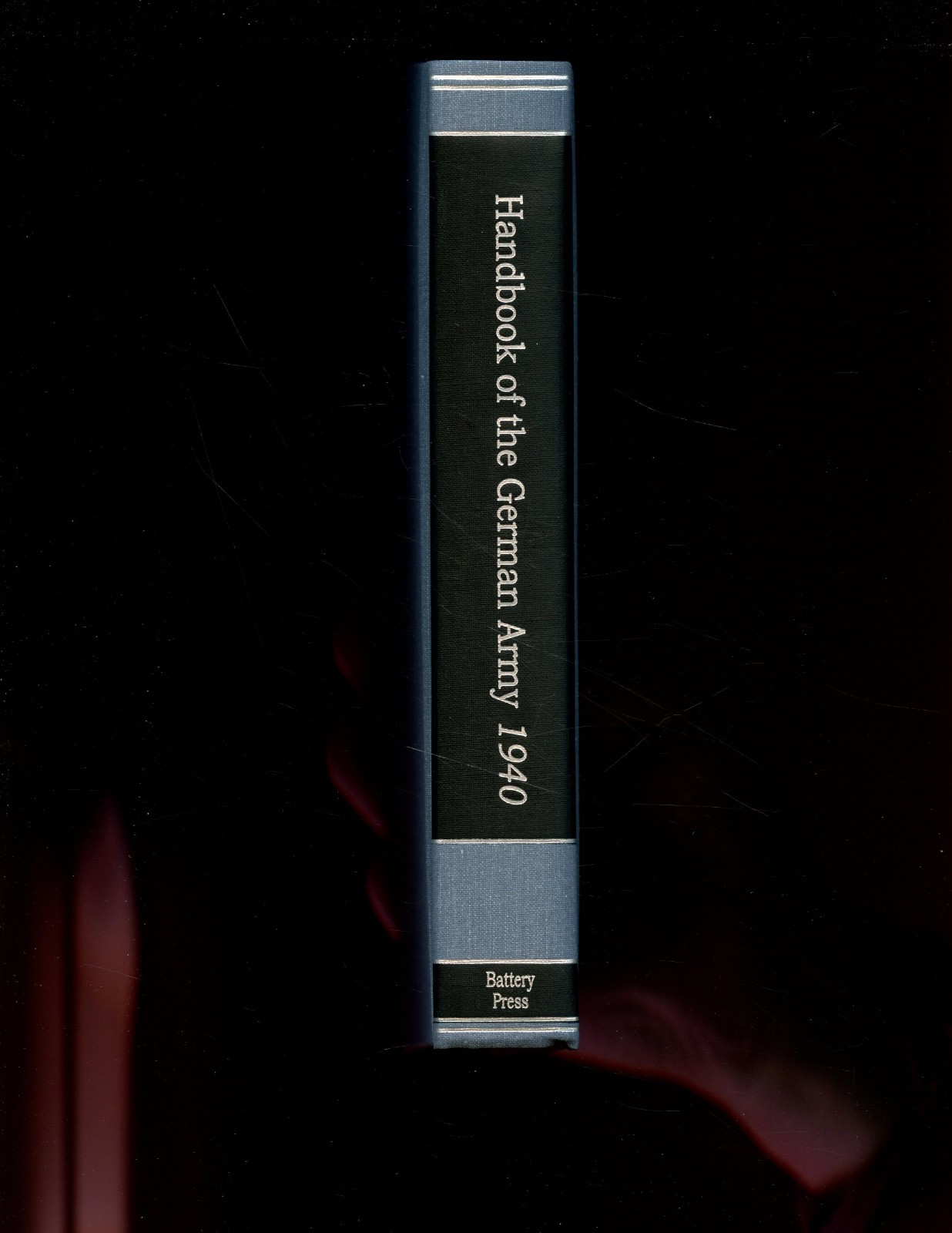 HANDBOOK OF THE GERMAN ARMY 1940. Battery pr, r/p HB NEW