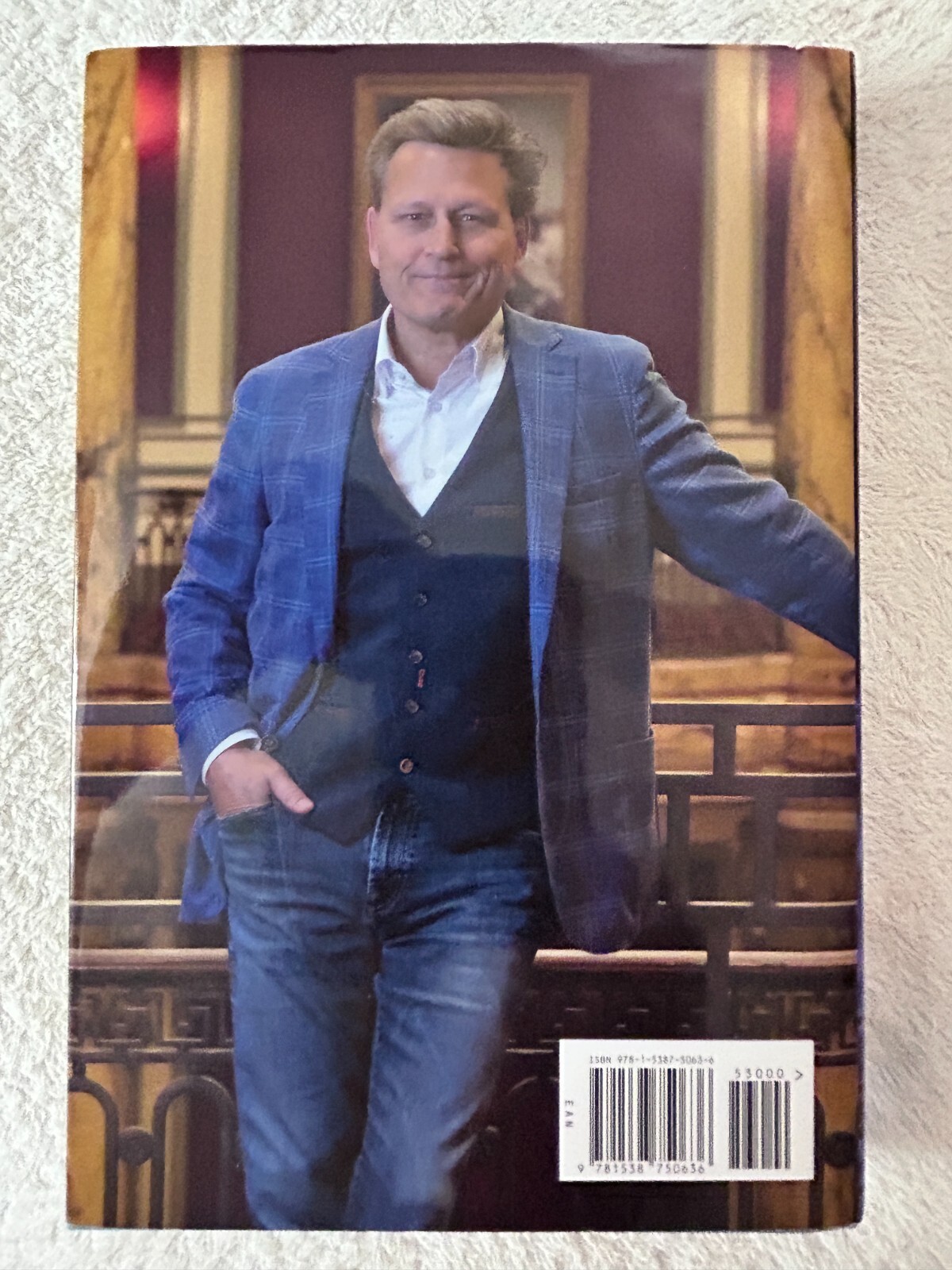 David Baldacci, Stand Alone:Last Man Standing; Mickey Gibson Book 1: Simply Lies