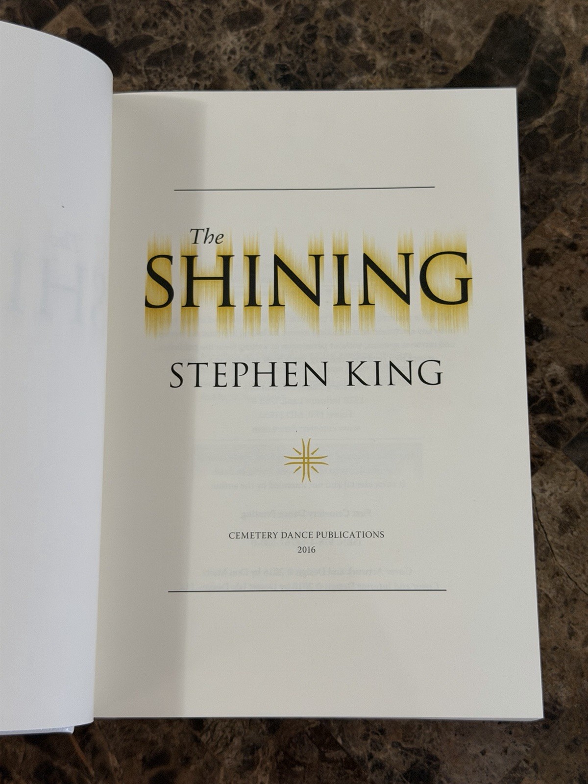 Stephen King The Shining Cemetery Dance Gift Edition Hardcover Slipcase