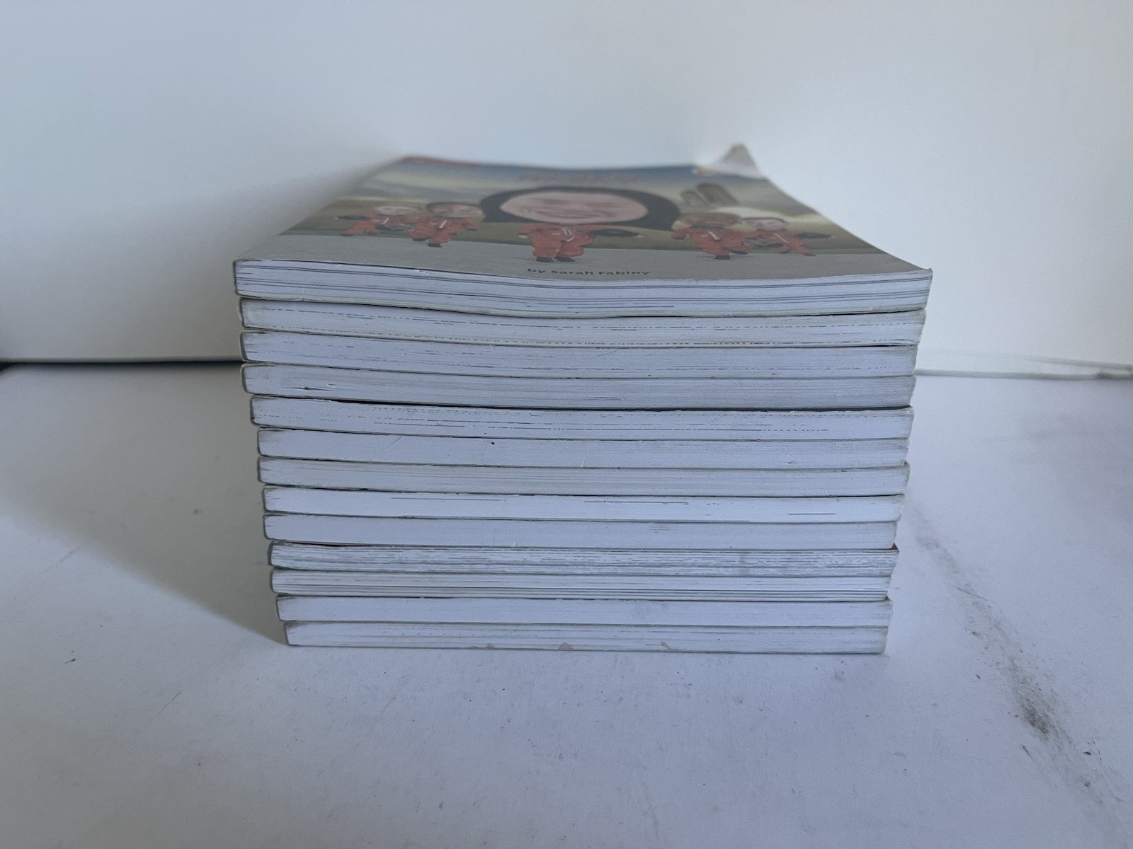 Lot 13 Who Was? Who HQ Series Is What Where Biography History Chapter Books