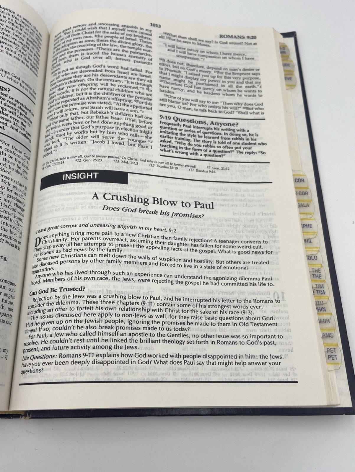 The New Student Bible Expanded and Updated New International Version Hardcover