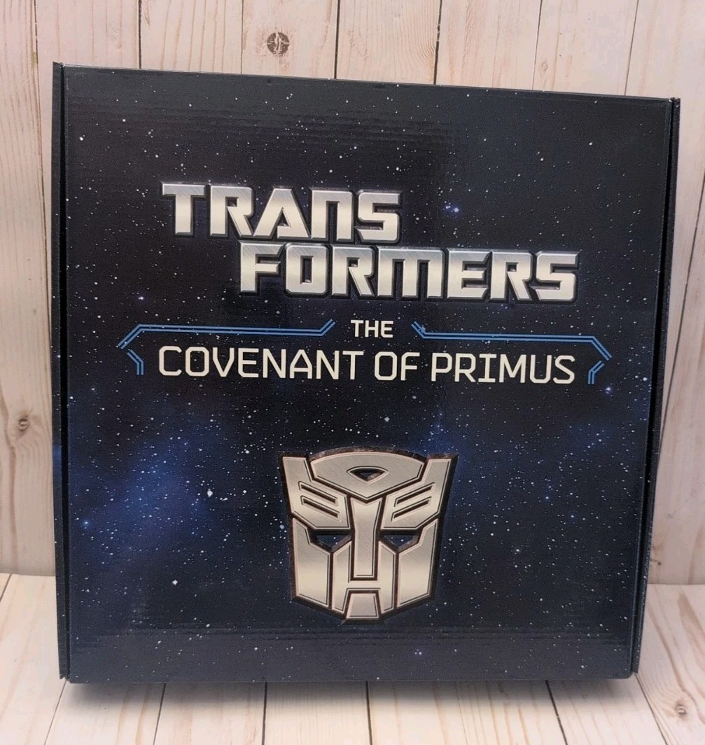 2013 Transformers The Covenant of Primus Deluxe Hardcover by Justina Robson
