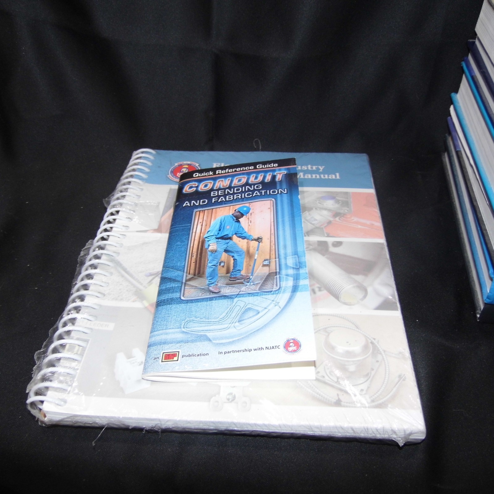 NJATC Electrician Training Books Lot IBEW NECA 21 Diffrent Books Apprenticeship