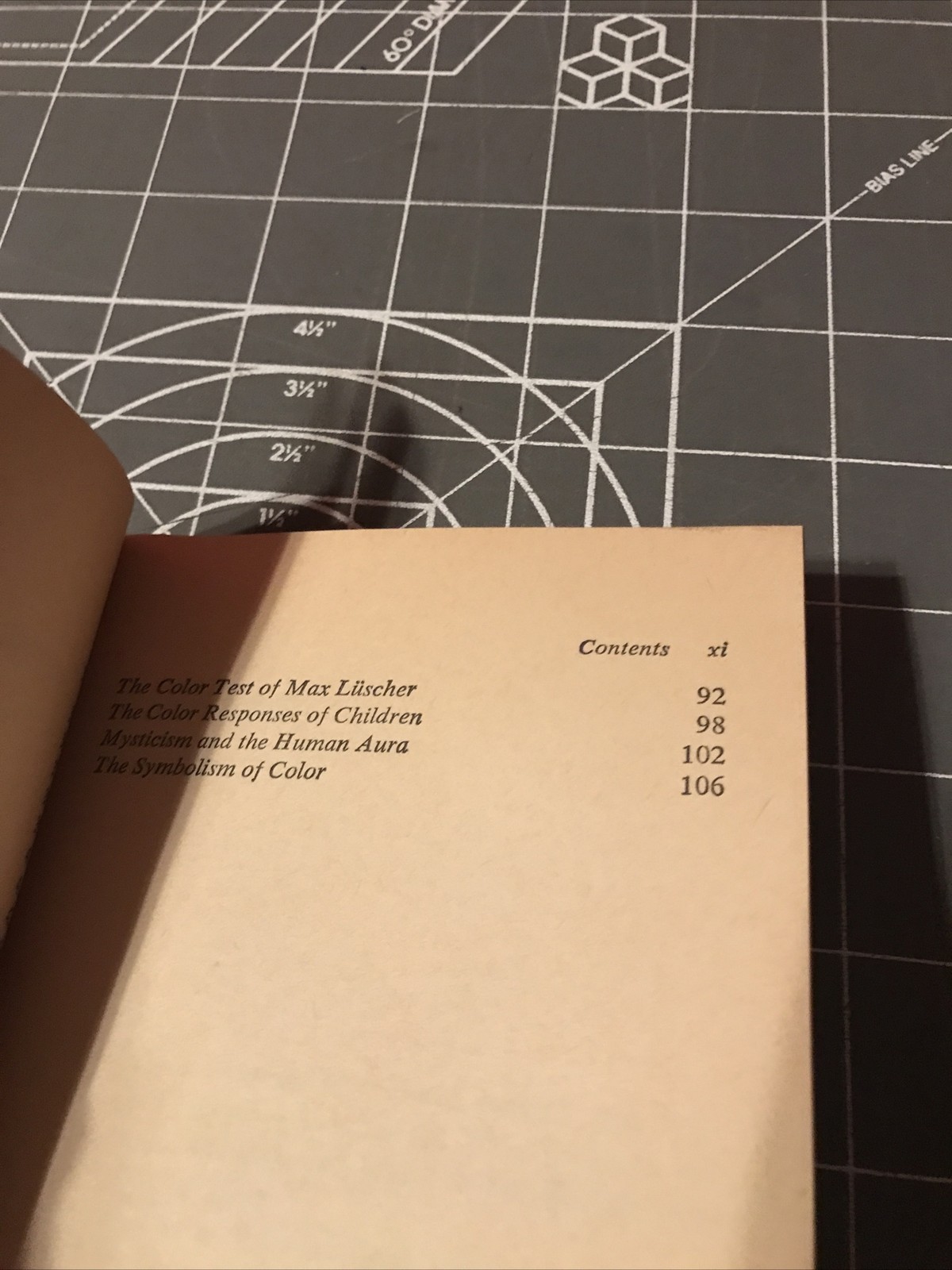 Vintage 1978 Color In Your World by Faber Birren Collier Macmillan