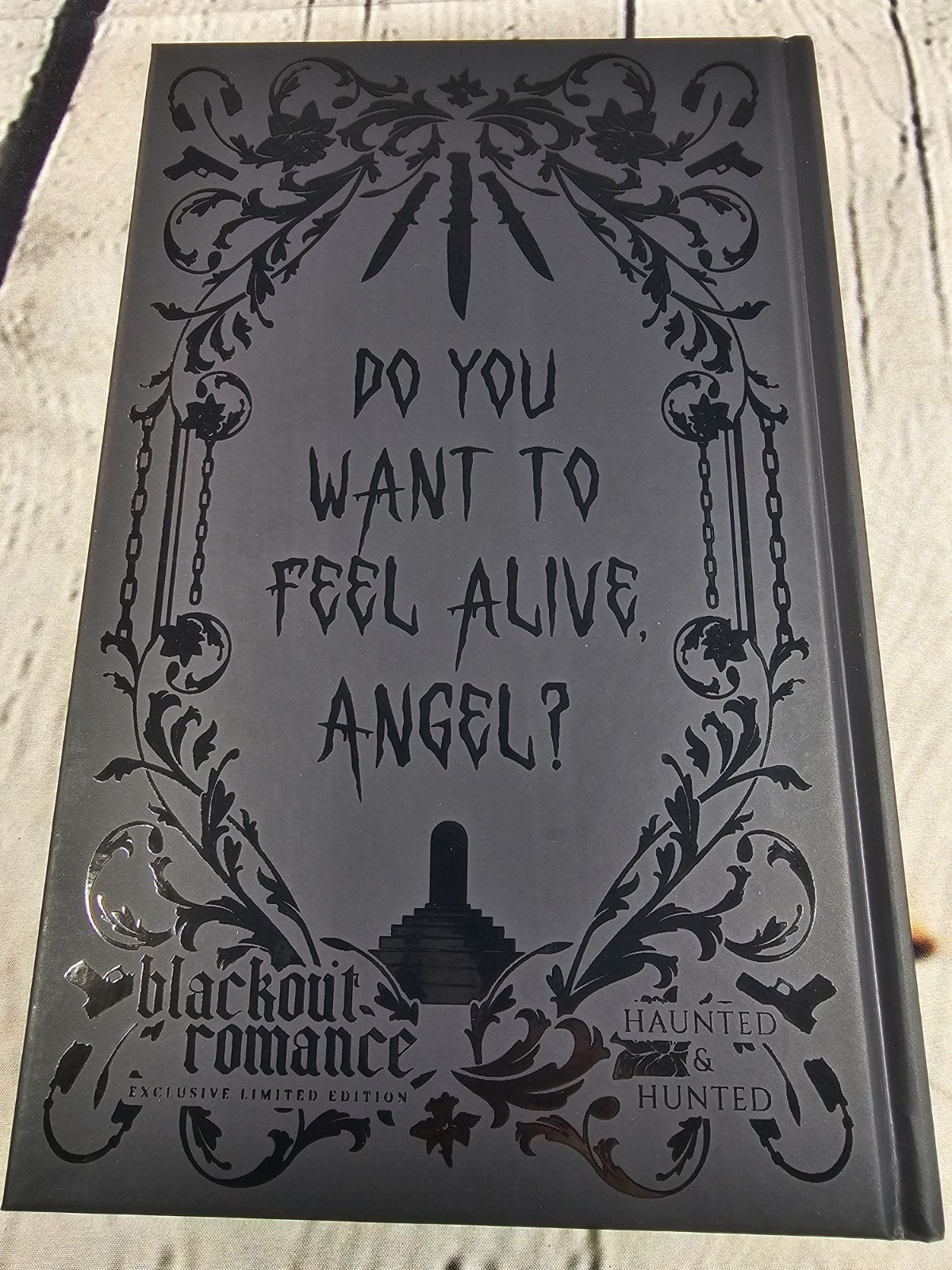 SIGNED Graves Katelyn Taylor Blackout Romance Exclusive Limited Edition Sprayed