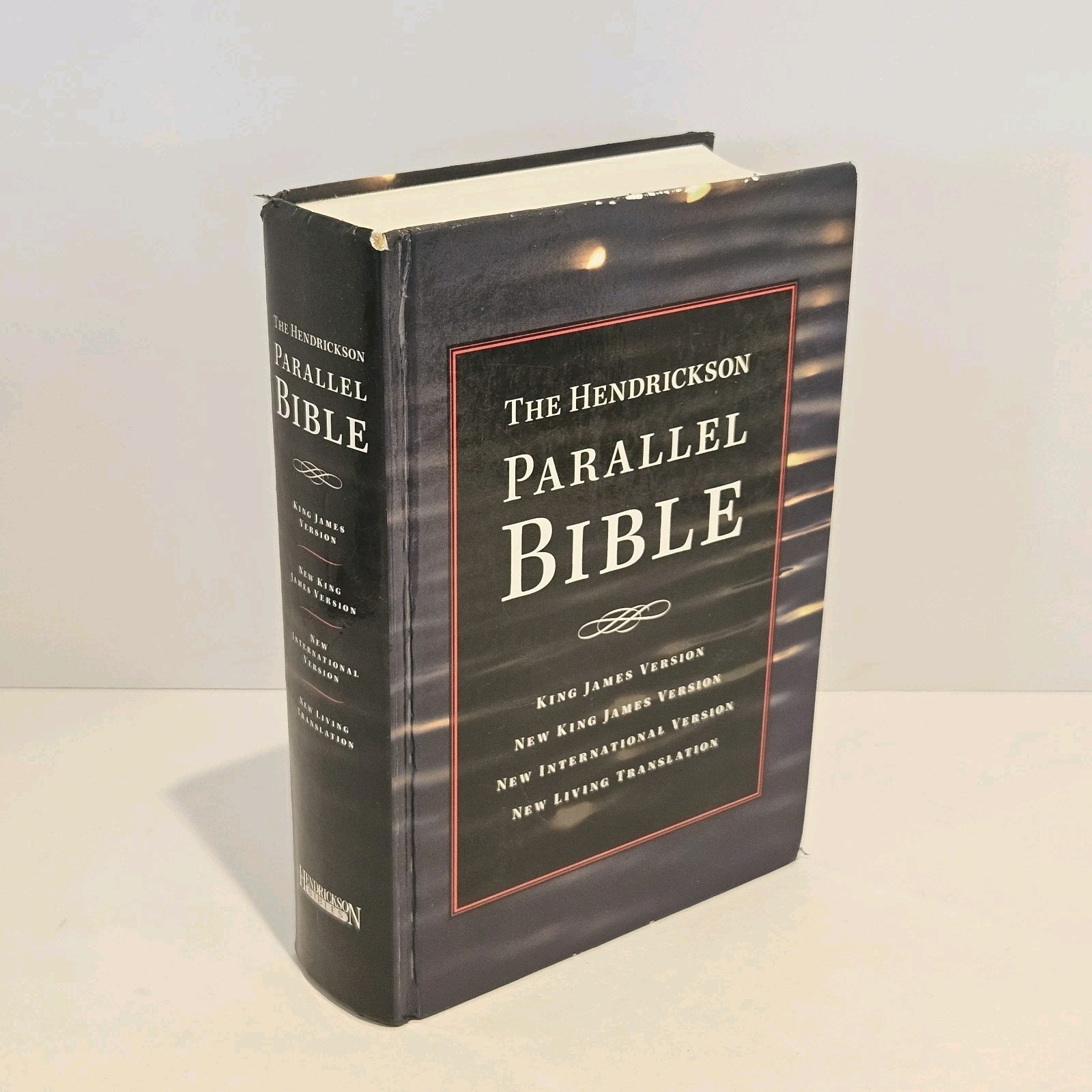 The Hendrickson Parallel Bible KJV NKJV NIV NLT Comparison 2005 Hardcover