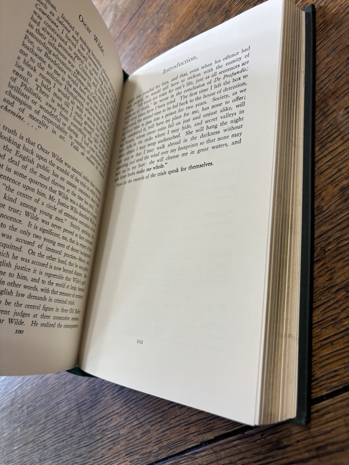 The Trials of Oscar Wilde by H. Montgomery Hyde Notable Trials Library 1989 Gold