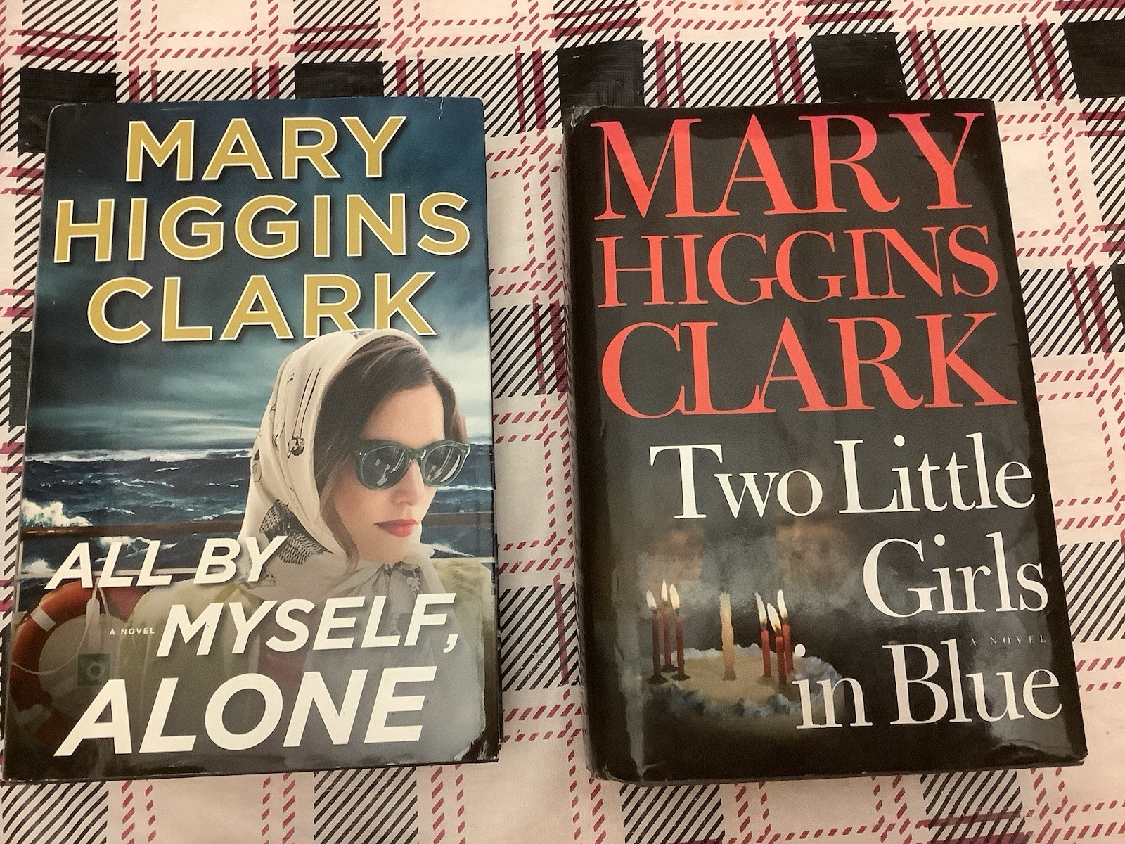 Mary Higgins Clark Large Print Lot Two Little Girls In Blue All By Myself Alone