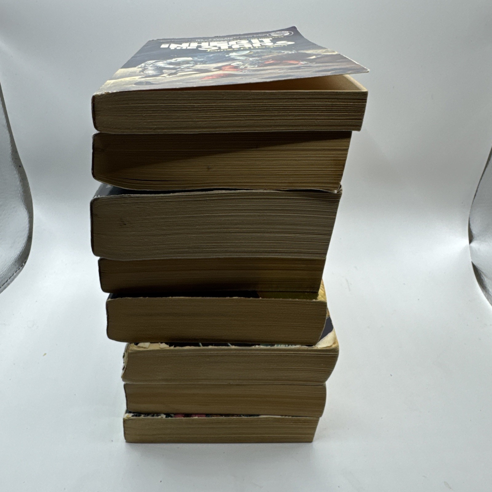 JAMES P. HOGAN Lot 8 Vtg Sci-Fic PB Novels INHERIT THE STARS & Various Others