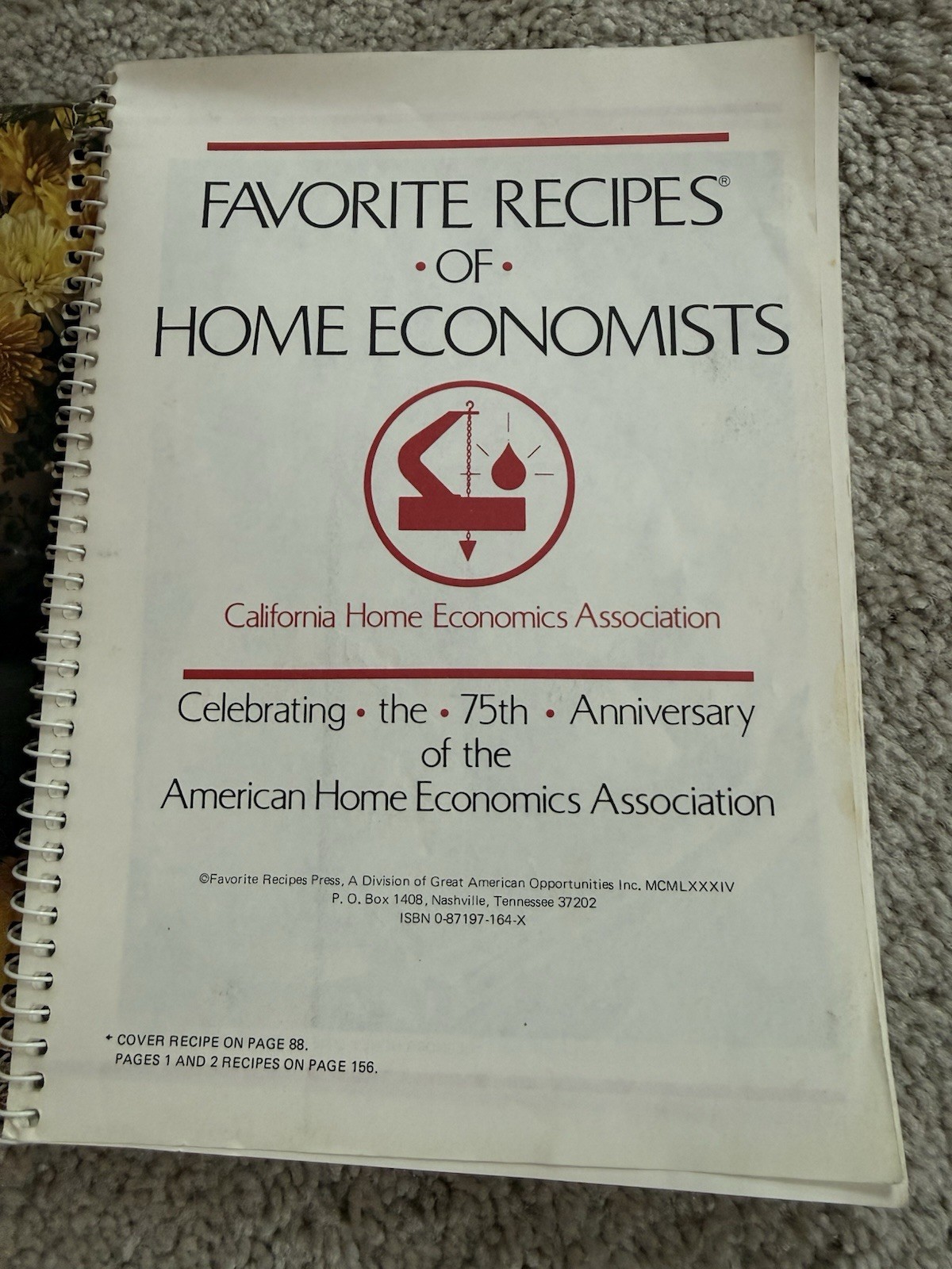 Lot Of 7 Miscellaneous Vintage Church Cookbooks Home Economics & Pampered Chef