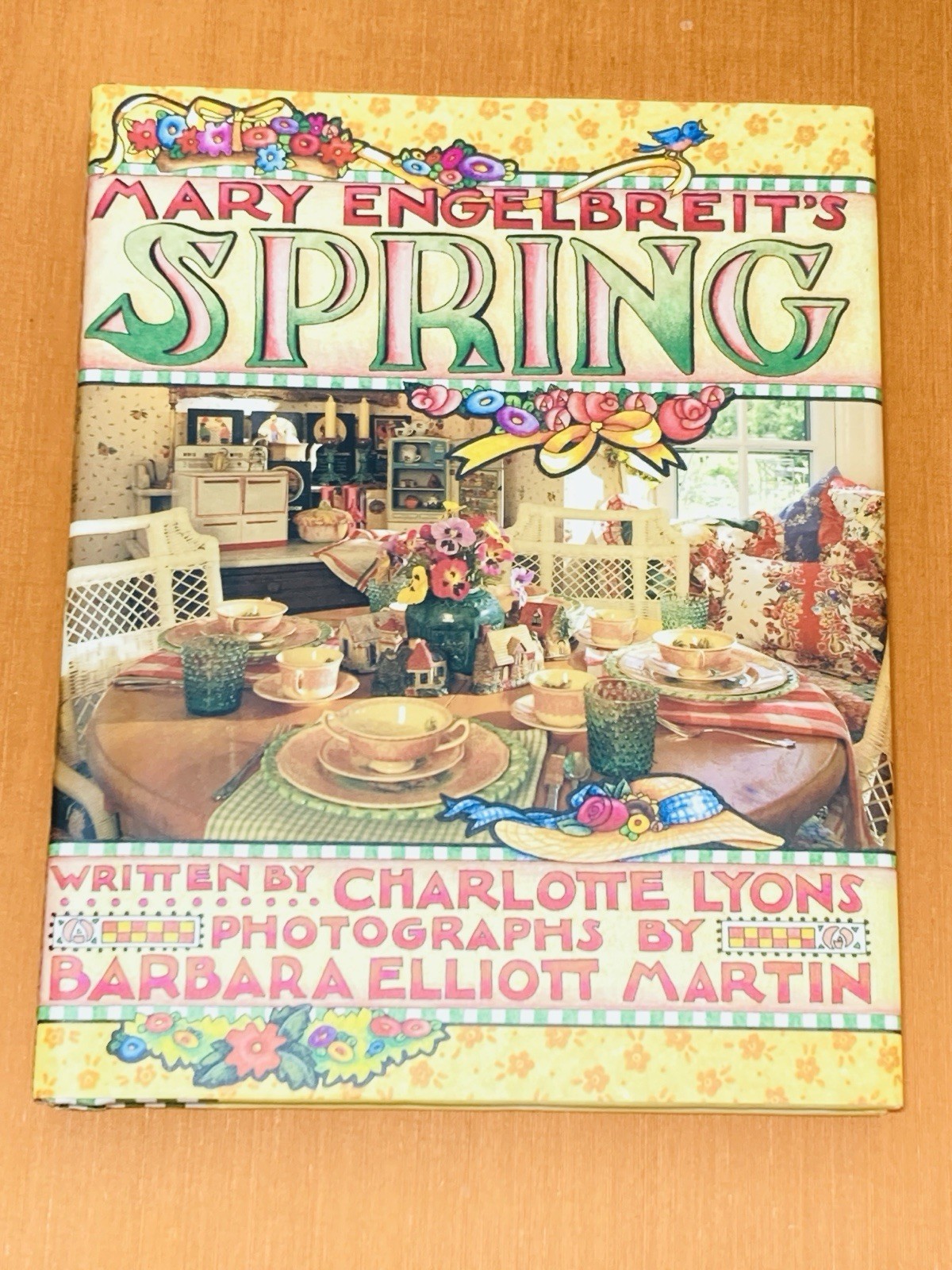 Lot Of 7 Mary Engelbreit Books 4 Seasons Mother Sister Decorating