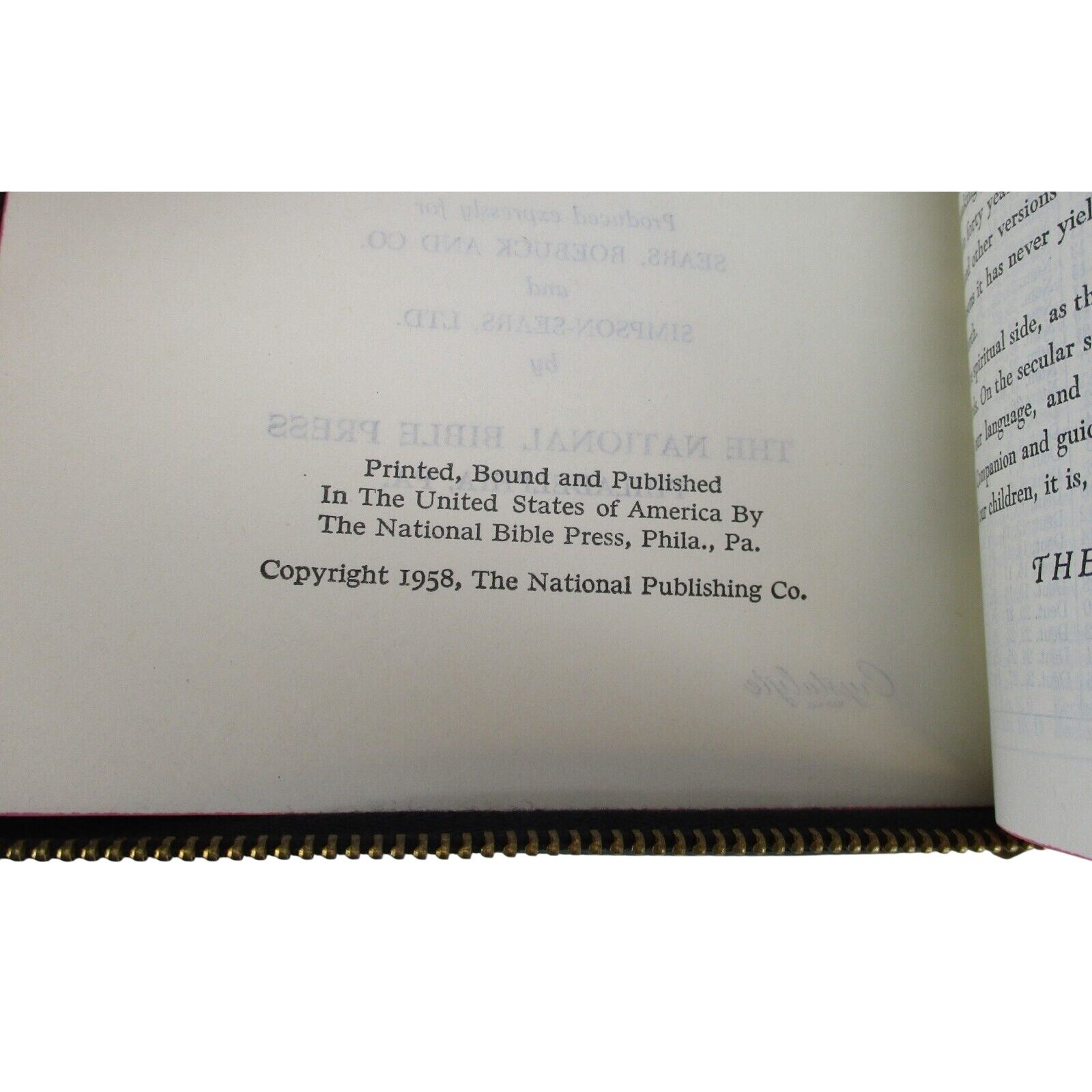 Holy Bible AKJV Leather Zipped National Bible Press 1958