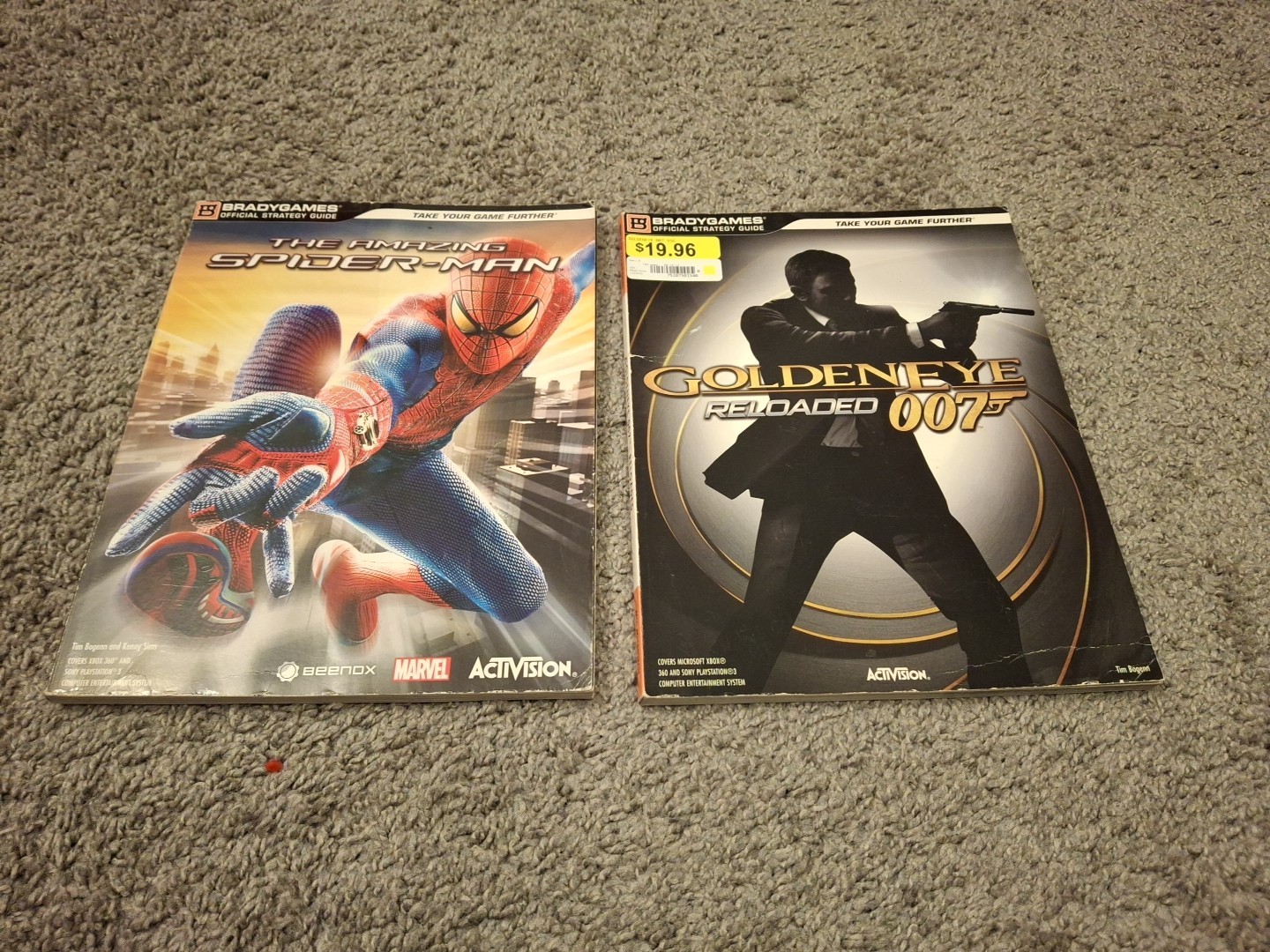Lot of 9 Video Game Strategy Guides Spider-Man, Twisted Metal, Halo, COD, 007