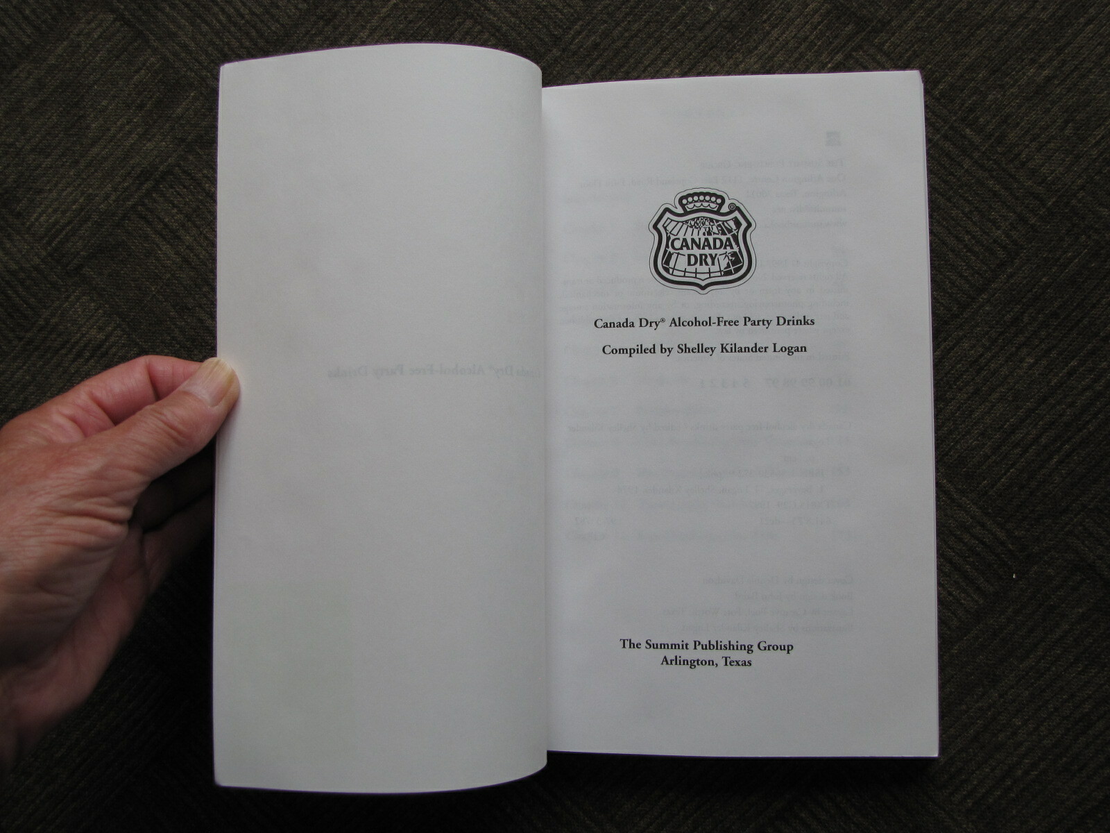 PARTY DRINKS – Alcohol Free by Canada Dry PB 178 Pages – 1997