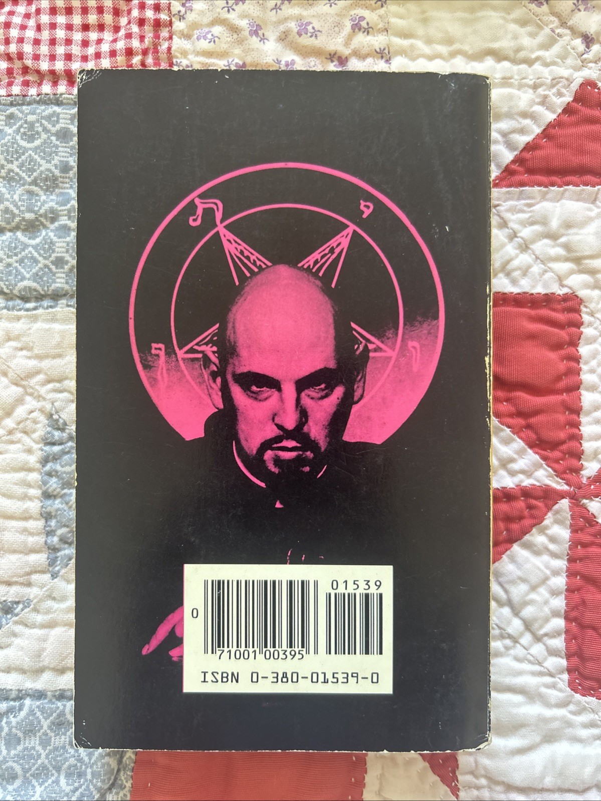 THE SATANIC BIBLE AVON 1969 PAPERBACK BOOK CANADA PRINT ANTON SZANDOR LAVEY