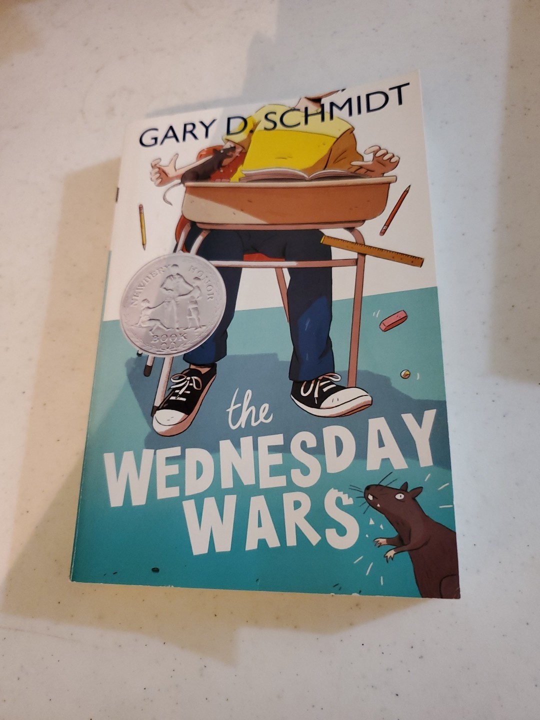The Wednesday Wars: A Newbery Honor Award- 054723760X, paperback, Gary D Schmidt